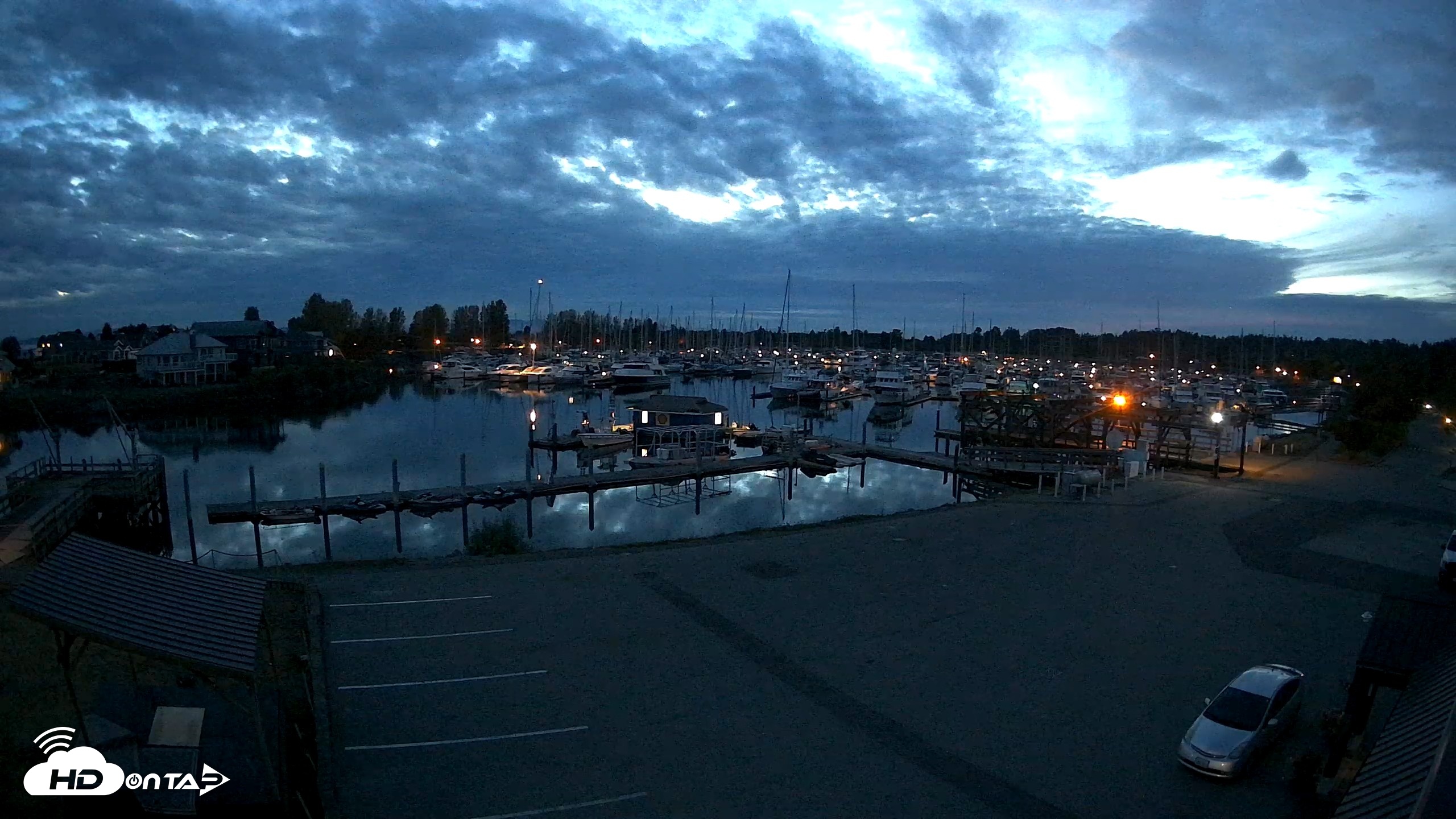 Snapshot of Point Roberts Marina NW Live Webcam taken Sep 30, 2026, 7:29pm PDT