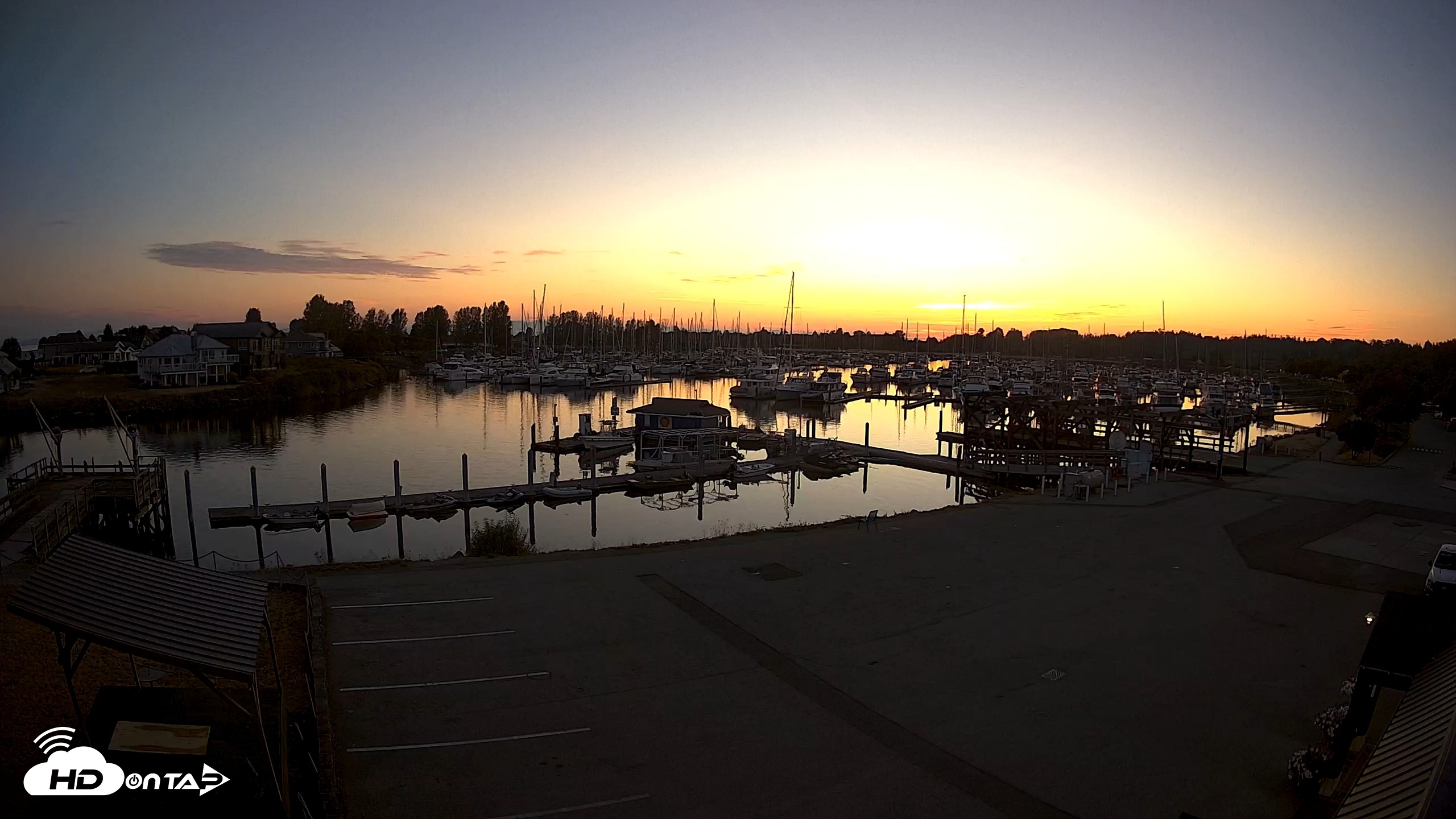 Snapshot of Point Roberts Marina NW Live Webcam taken Aug 18, 2026, 8:34pm PDT