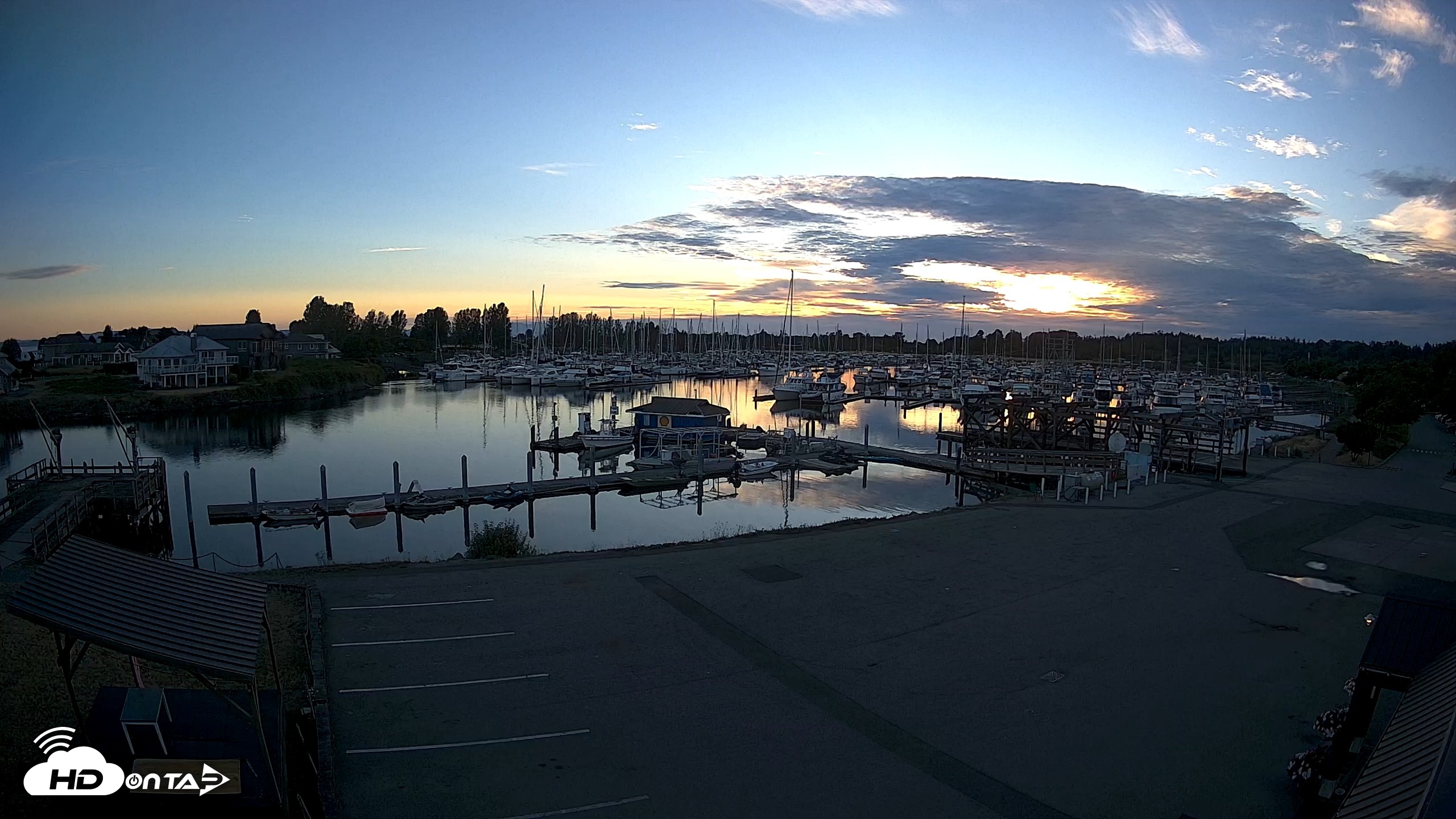 Snapshot of Point Roberts Marina NW Live Webcam taken Jul 30, 2026, 8:38pm PDT