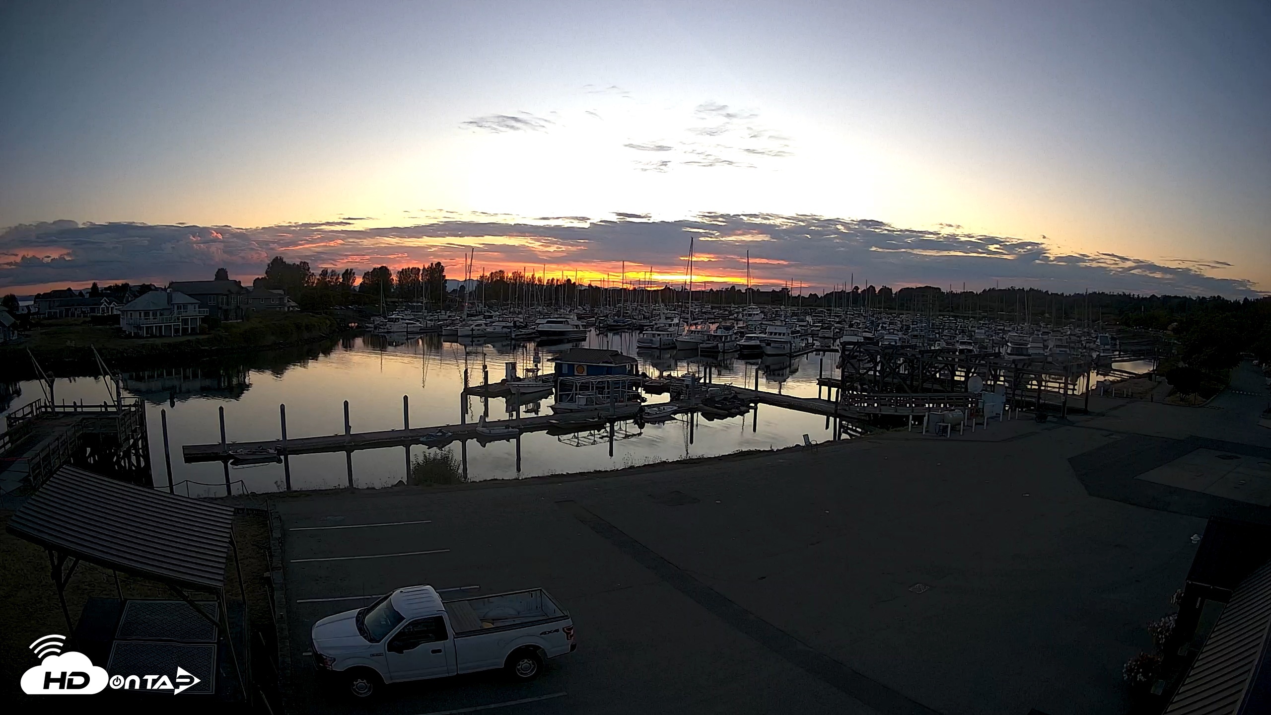 Snapshot of Point Roberts Marina NW Live Webcam taken Sep 6, 2026, 7:46pm PDT