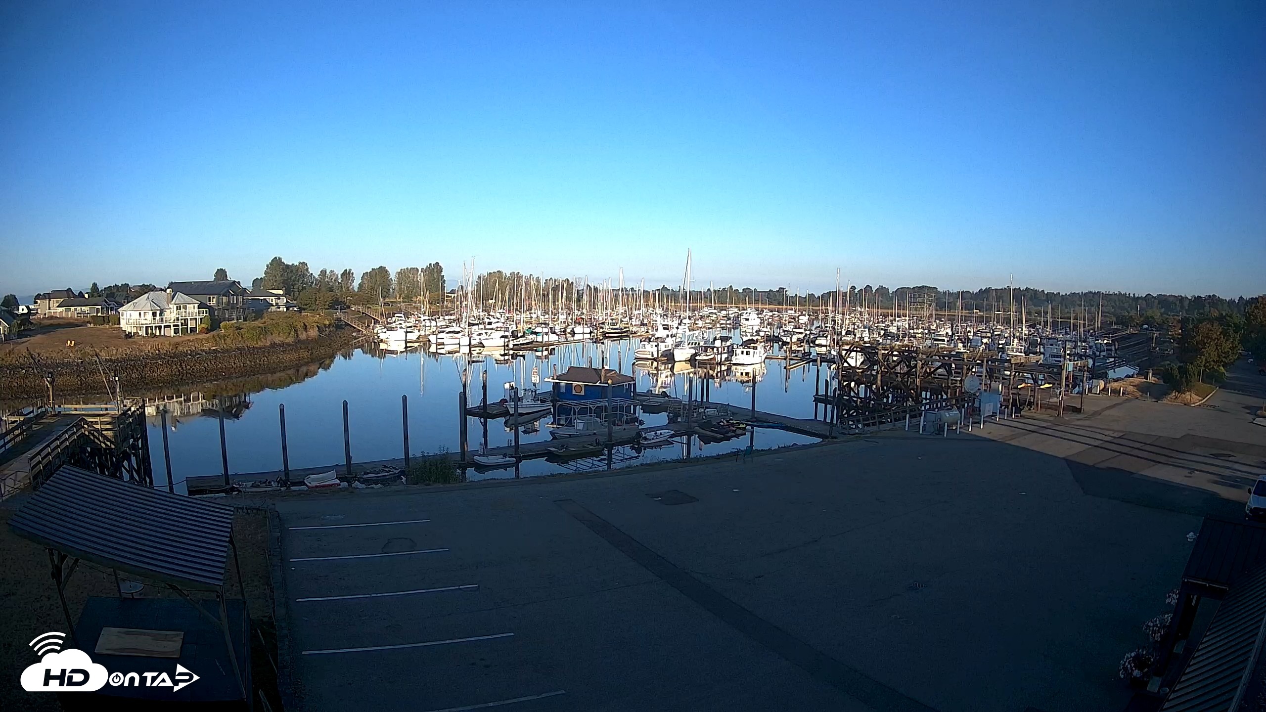 Snapshot of Point Roberts Marina NW Live Webcam taken Aug 21, 2026, 7:07am PDT