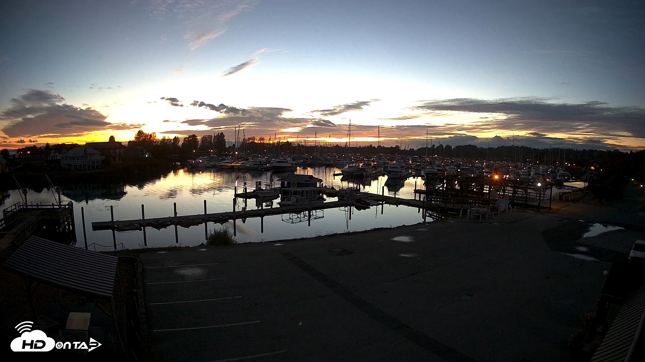 Snapshot of Point Roberts Marina NW Live Webcam taken Sep 29, 2026, 7:31pm PDT