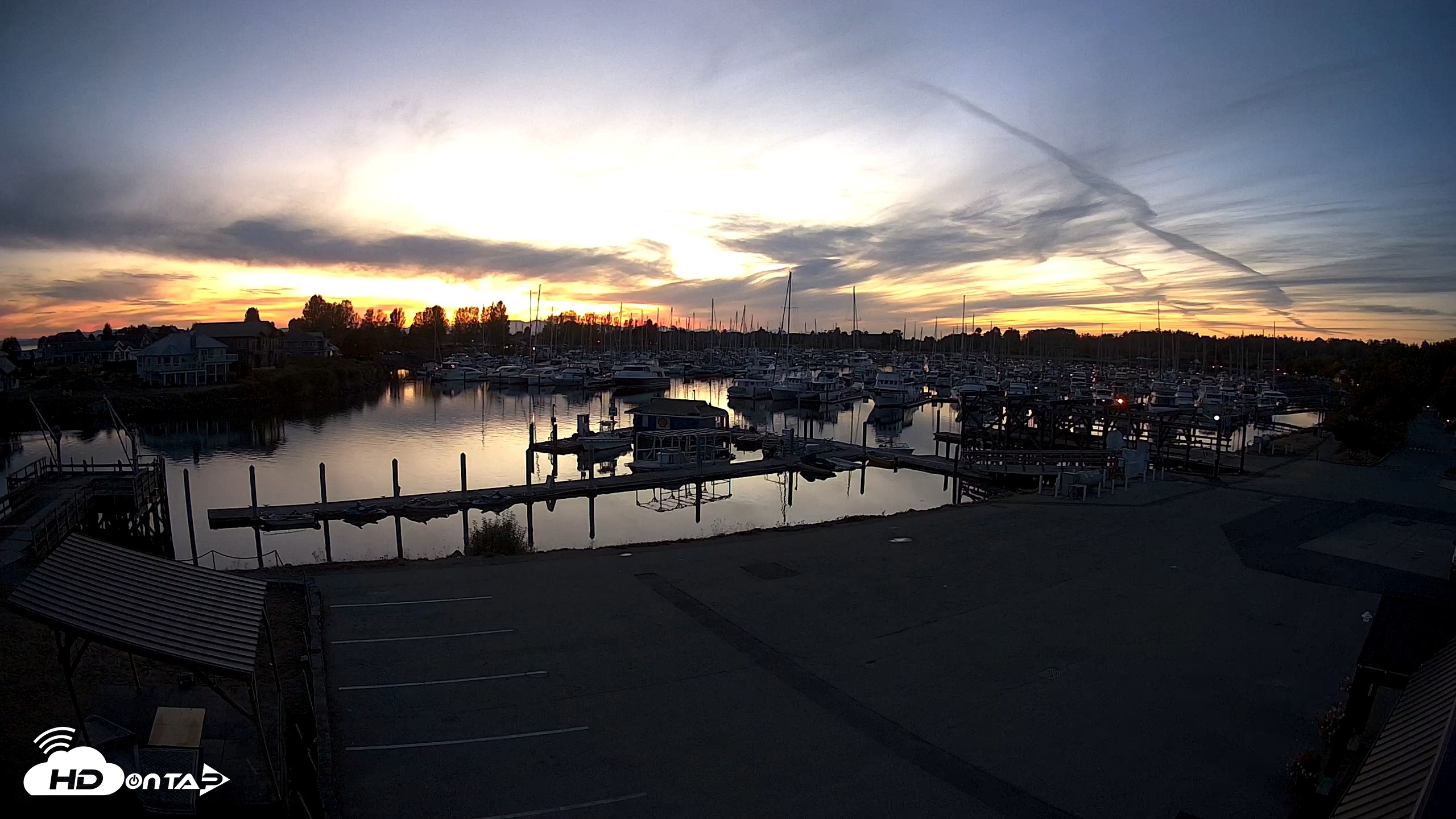 Snapshot of Point Roberts Marina NW Live Webcam taken Sep 26, 2026, 7:23pm PDT