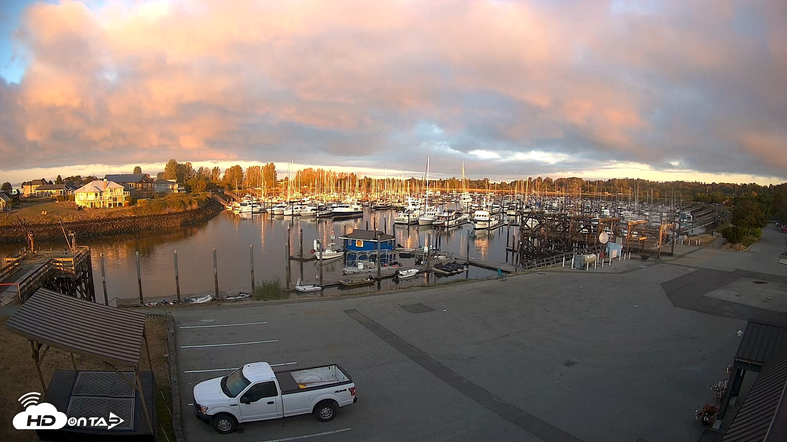 Snapshot of Point Roberts Marina NW Live Webcam taken Sep 6, 2026, 6:57am PDT