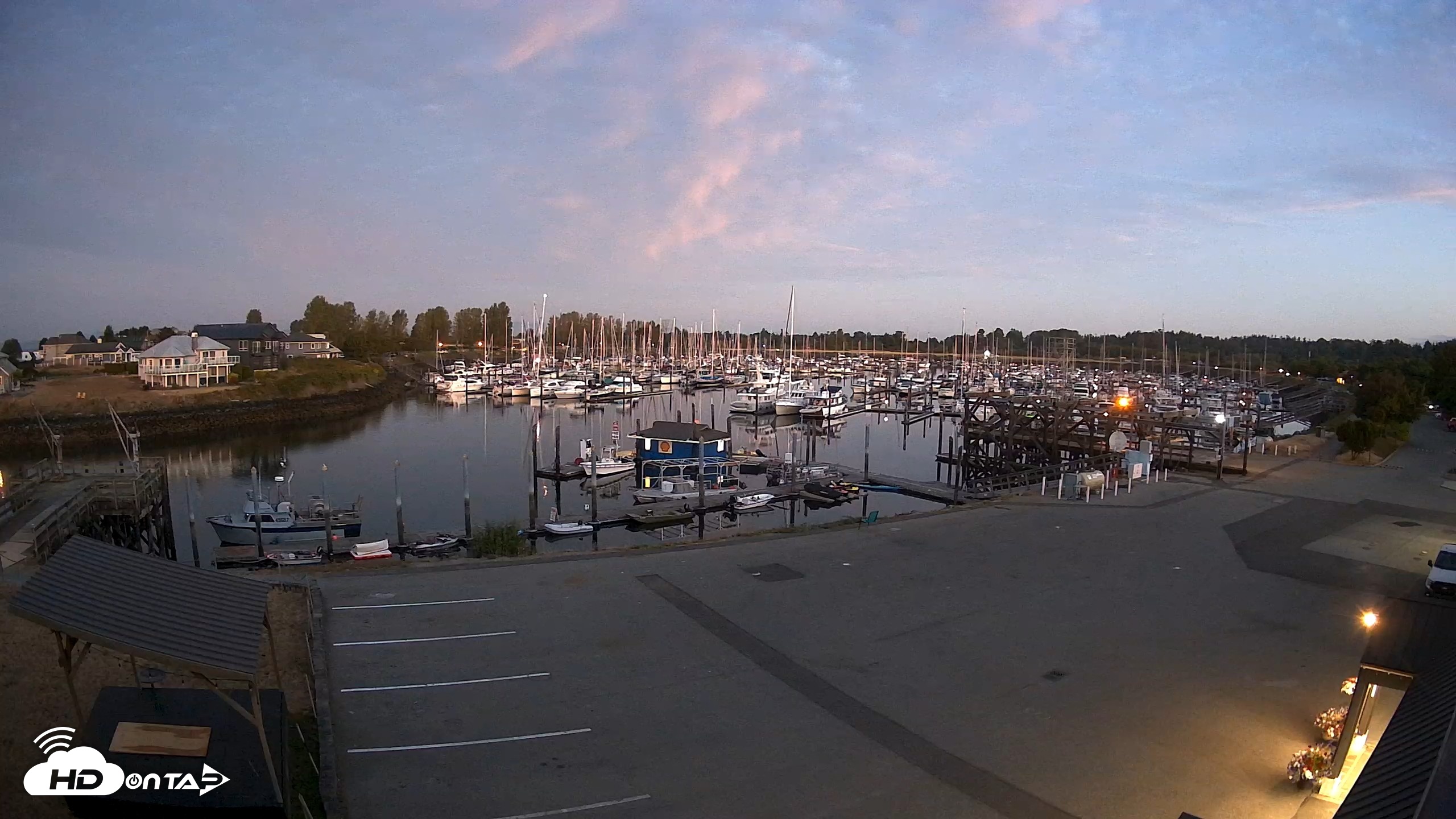 Snapshot of Point Roberts Marina NW Live Webcam taken Aug 19, 2026, 5:39am PDT