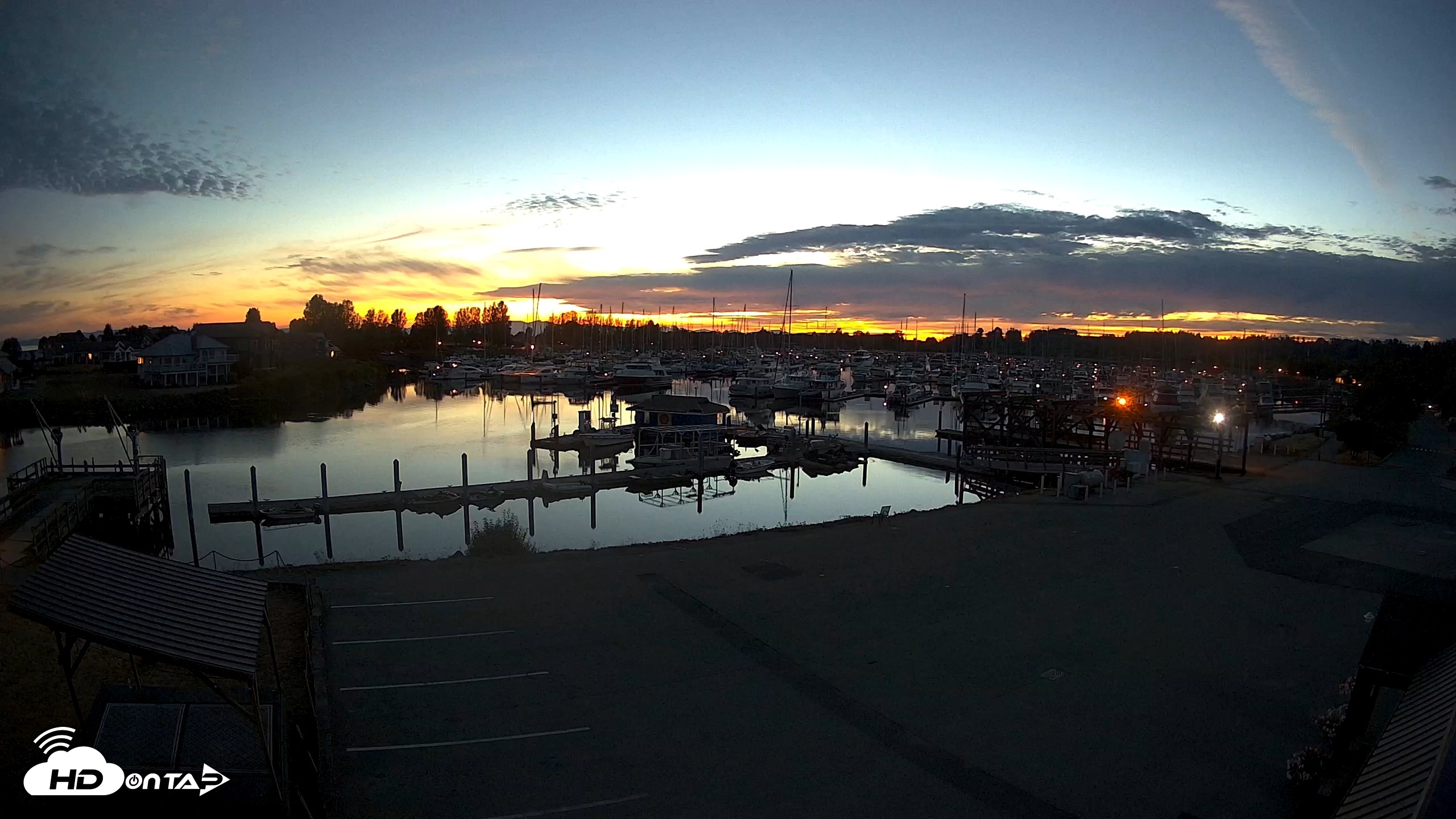 Snapshot of Point Roberts Marina NW Live Webcam taken Aug 31, 2026, 8:29pm PDT