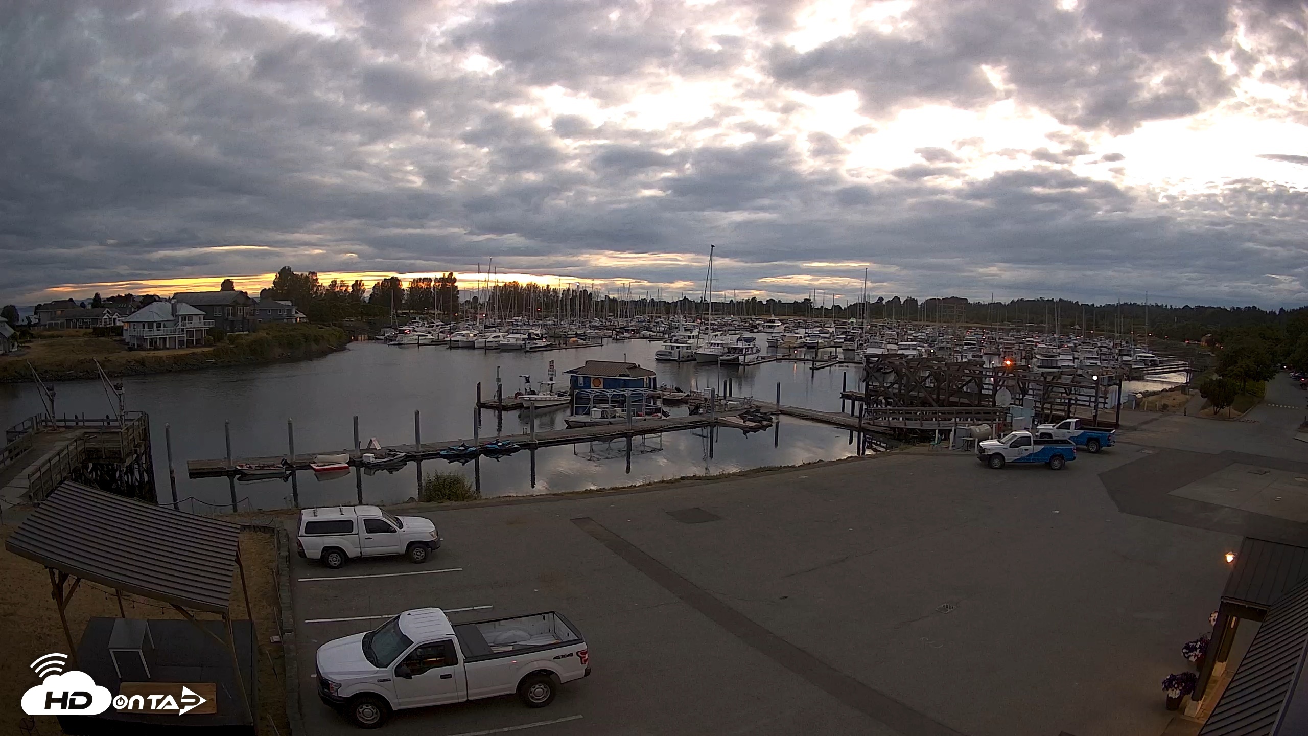 Snapshot of Point Roberts Marina NW Live Webcam taken Jul 9, 2026, 9:32pm PDT
