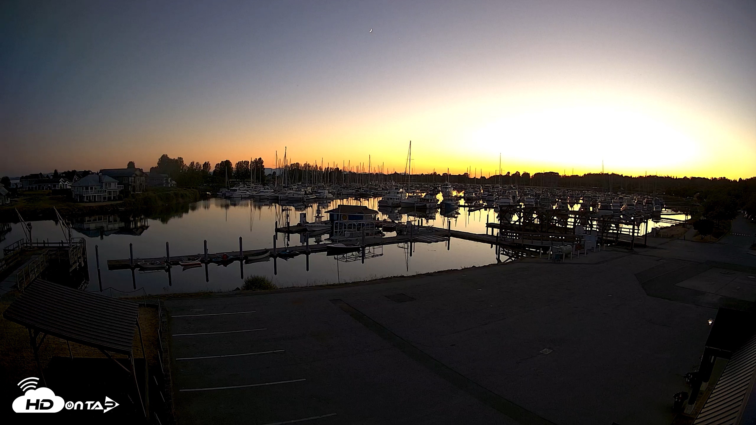 Snapshot of Point Roberts Marina NW Live Webcam taken Jun 17, 2026, 9:39pm PDT