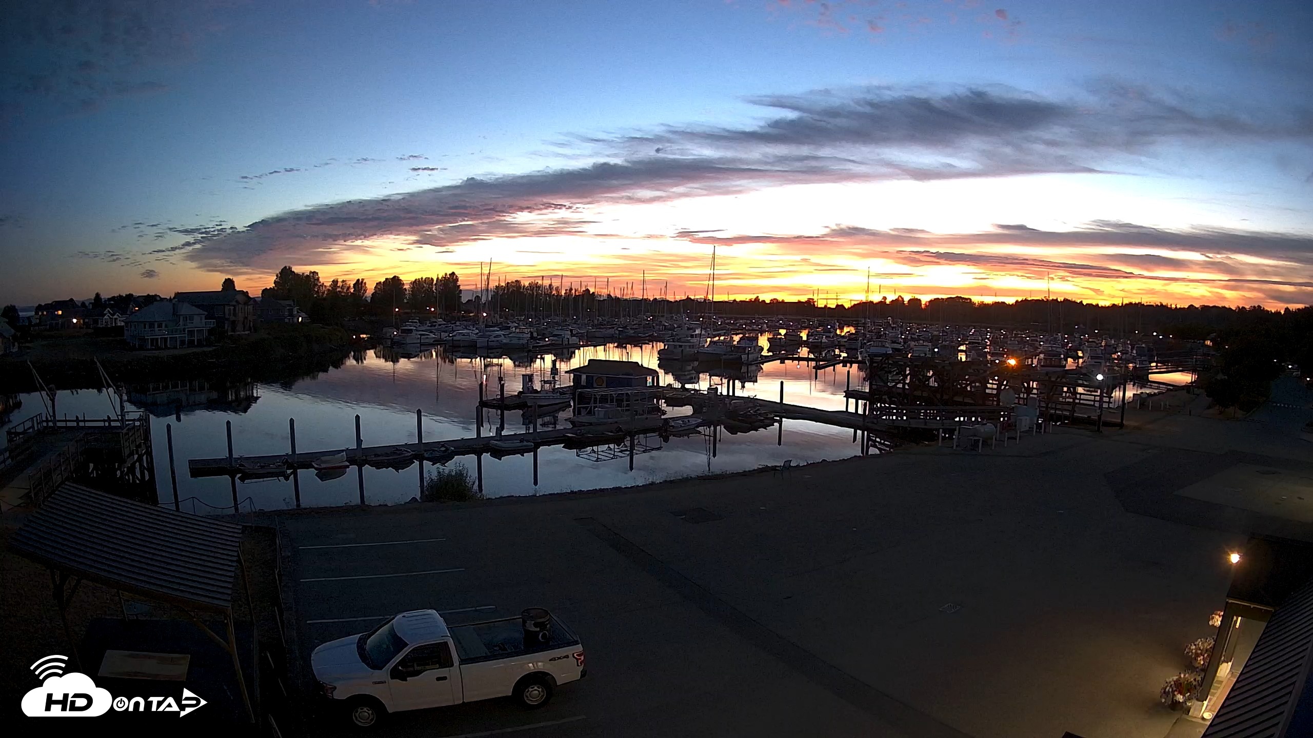 Snapshot of Point Roberts Marina NW Live Webcam taken Aug 19, 2026, 8:56pm PDT
