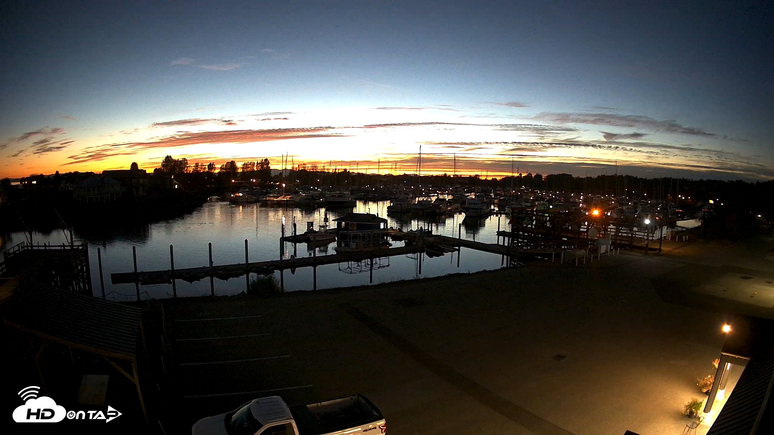 Snapshot of Point Roberts Marina NW Live Webcam taken Oct 4, 2026, 7:30pm PDT