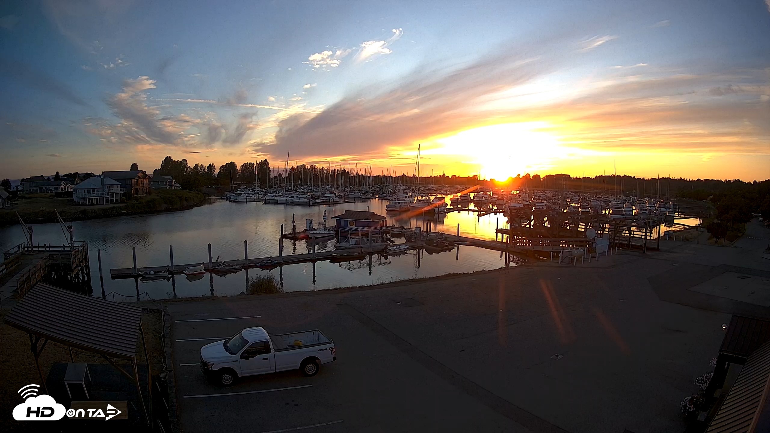 Snapshot of Point Roberts Marina NW Live Webcam taken Aug 10, 2026, 8:29pm PDT