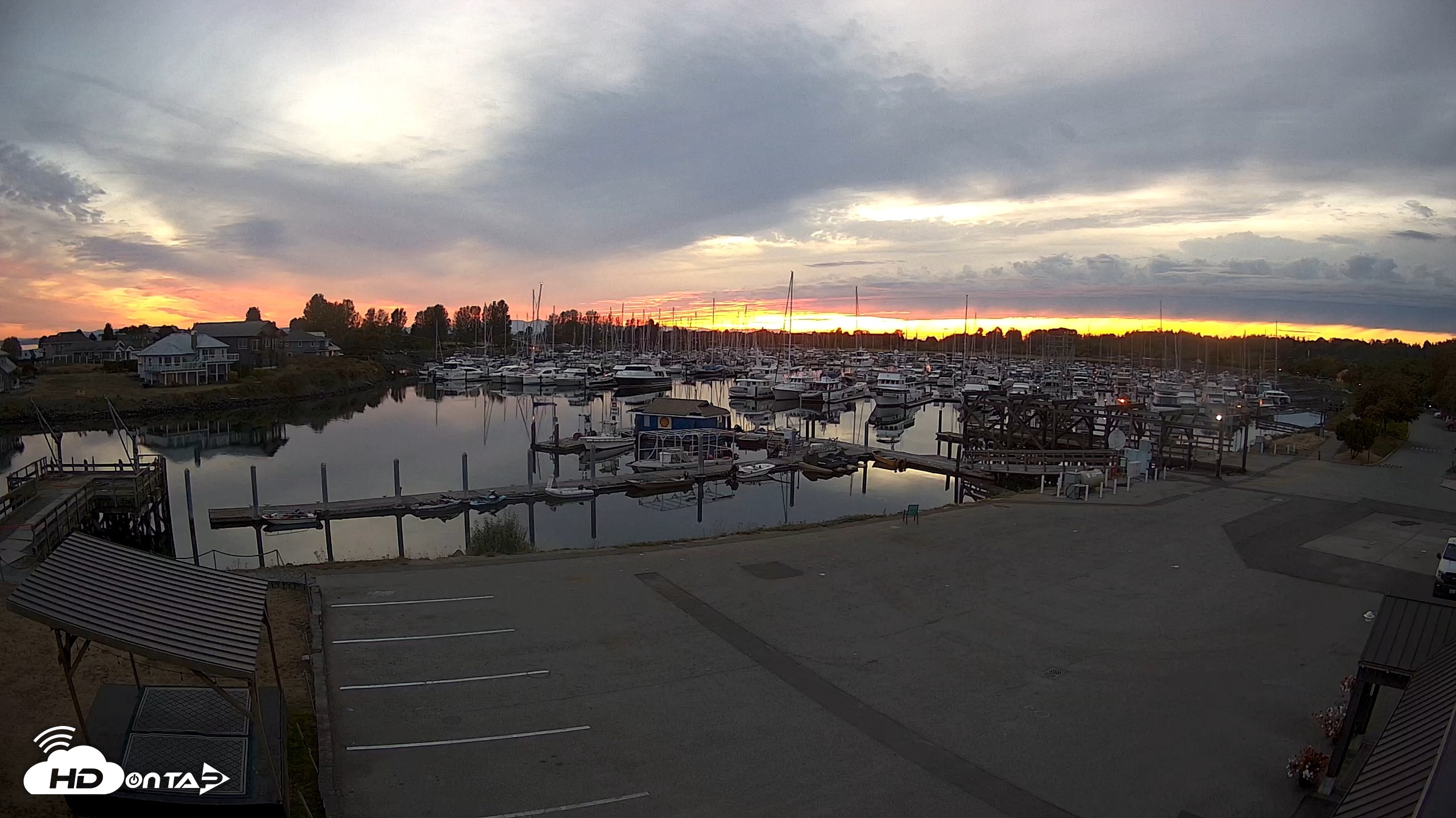 Snapshot of Point Roberts Marina NW Live Webcam taken Sep 9, 2026, 7:48pm PDT