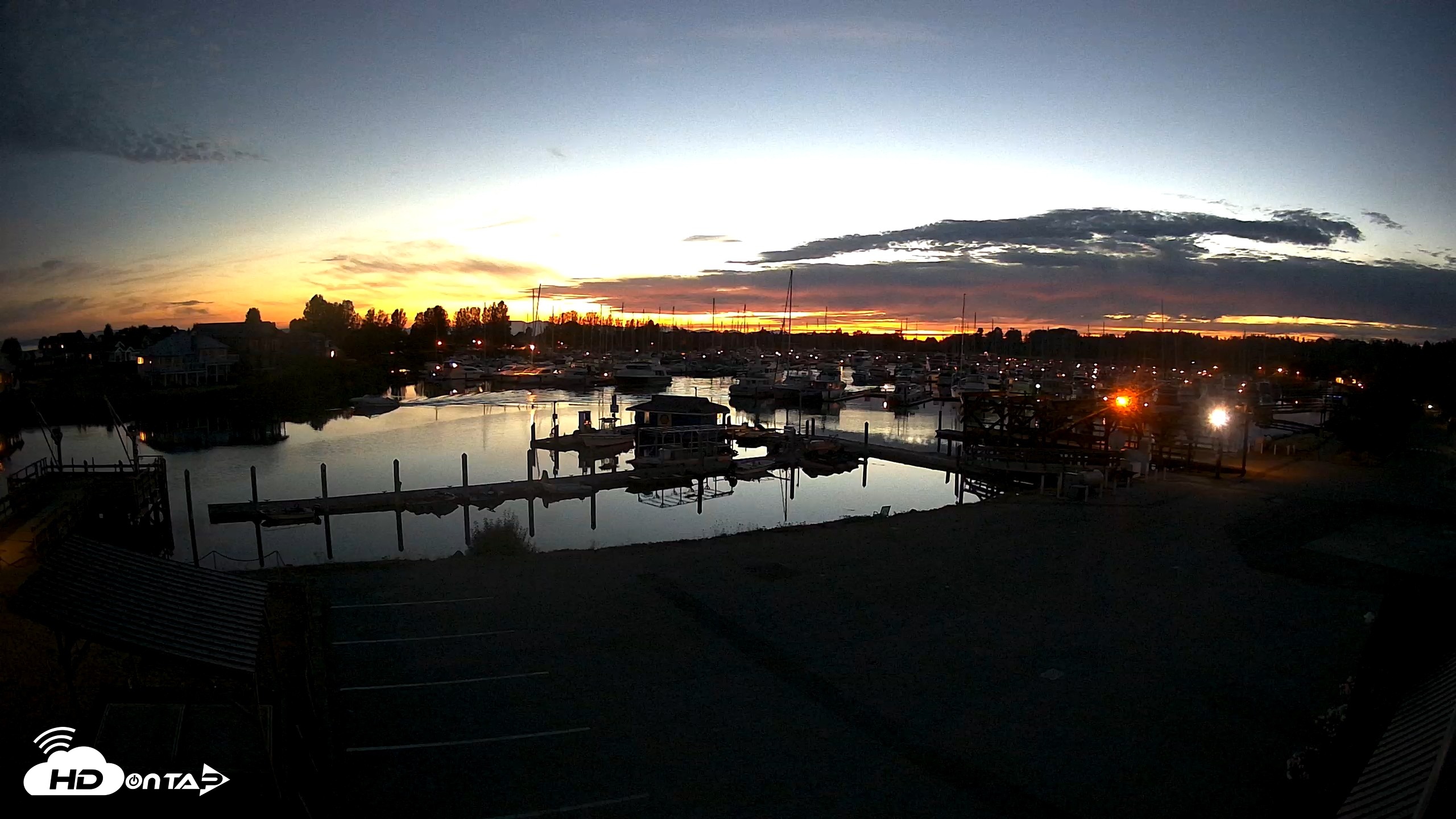 Snapshot of Point Roberts Marina NW Live Webcam taken Aug 31, 2026, 8:37pm PDT