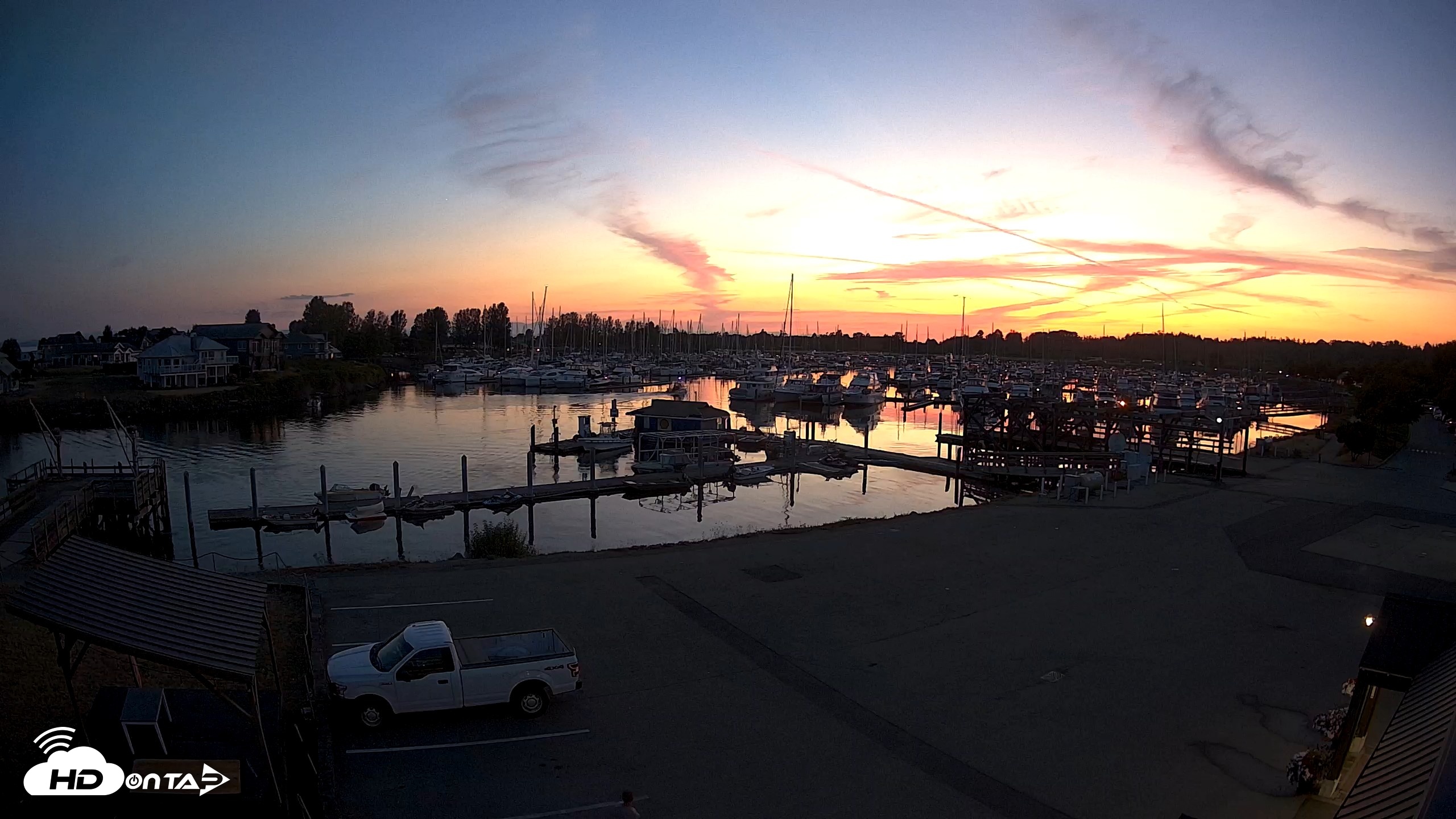 Snapshot of Point Roberts Marina NW Live Webcam taken Aug 7, 2026, 9:06pm PDT