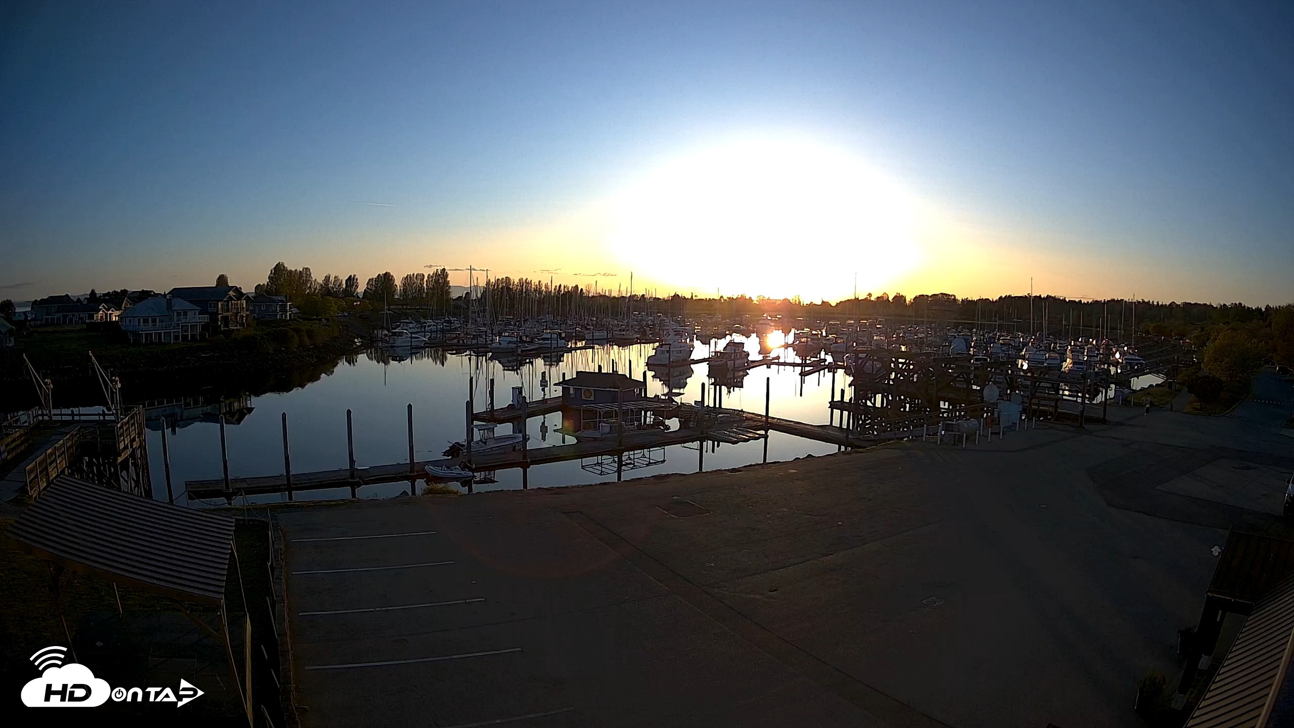 Snapshot of Point Roberts Marina NW Live Webcam taken Apr 26, 2026, 7:56pm PDT