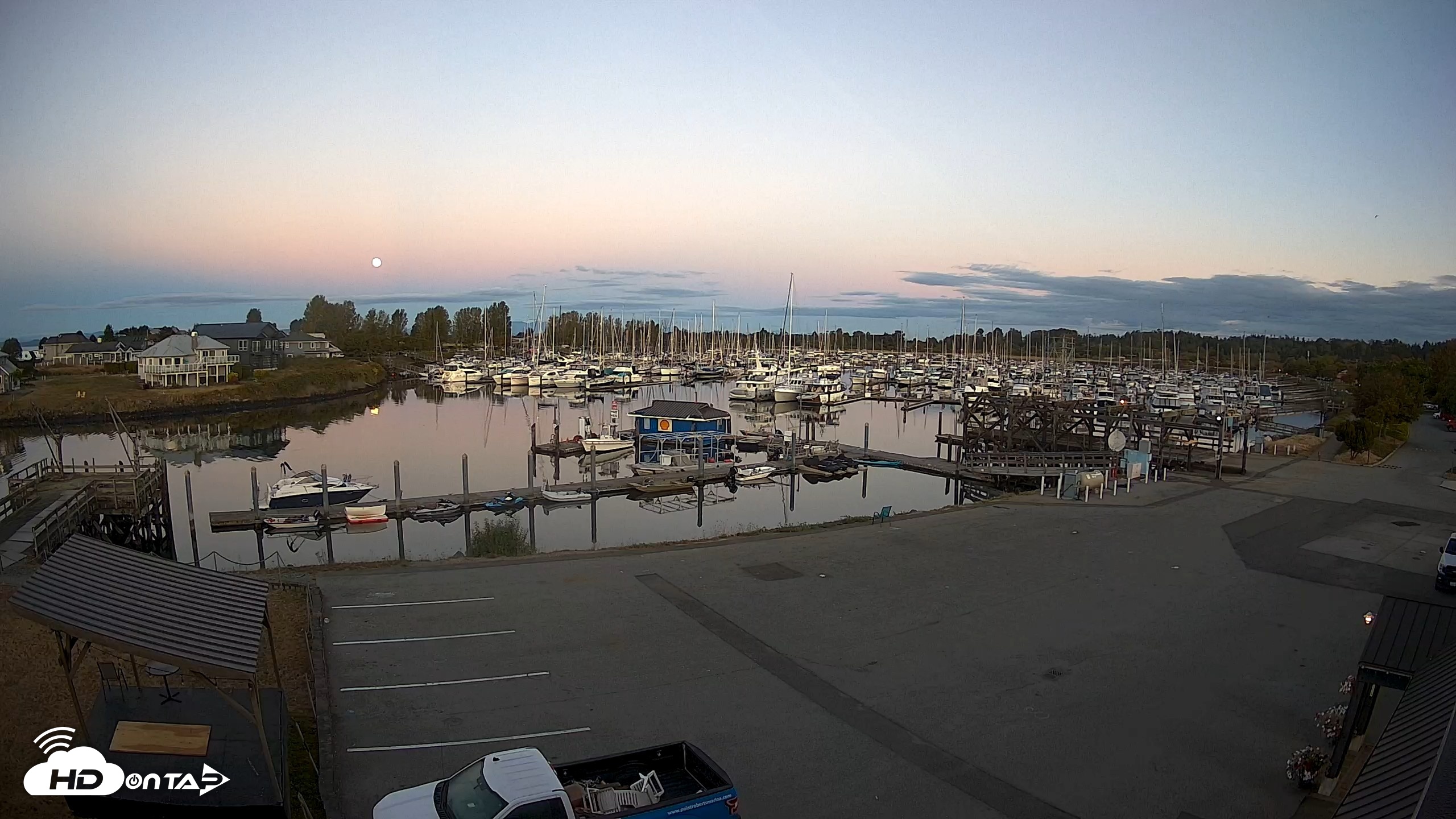Snapshot of Point Roberts Marina NW Live Webcam taken Aug 28, 2026, 6:20am PDT