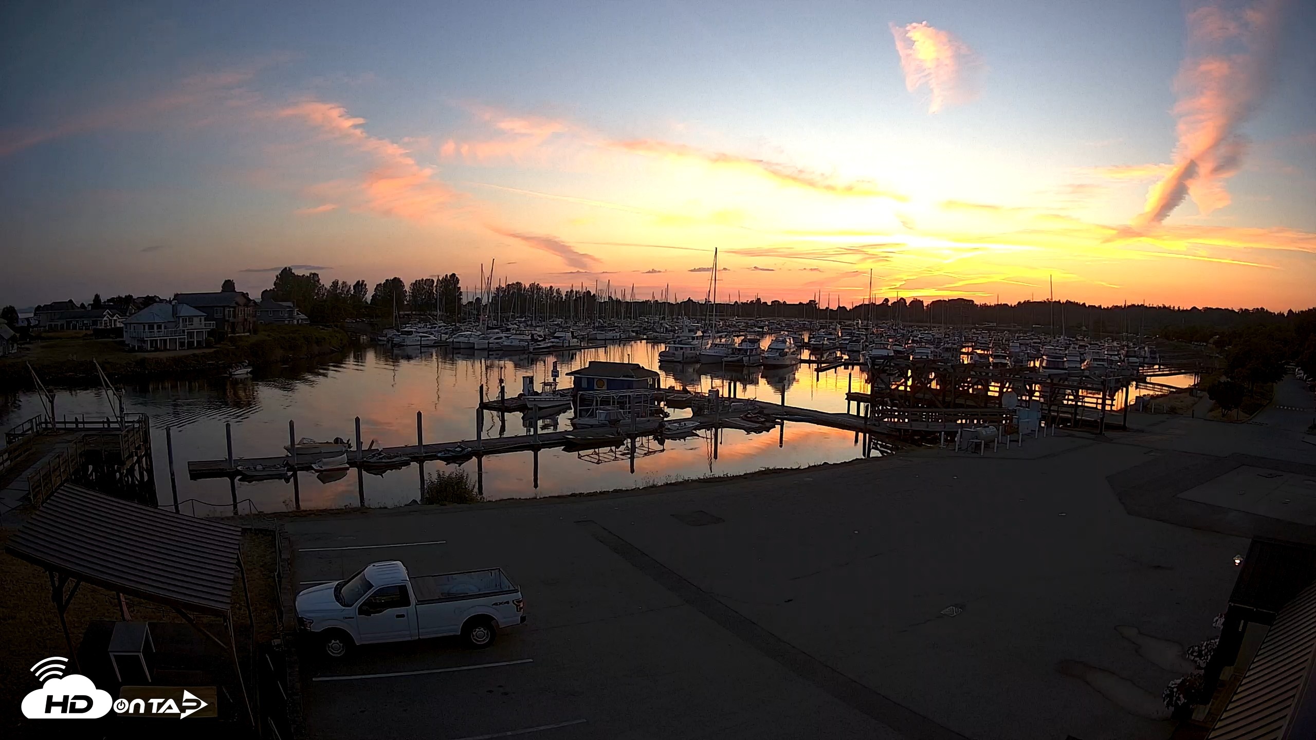 Snapshot of Point Roberts Marina NW Live Webcam taken Aug 7, 2026, 8:50pm PDT