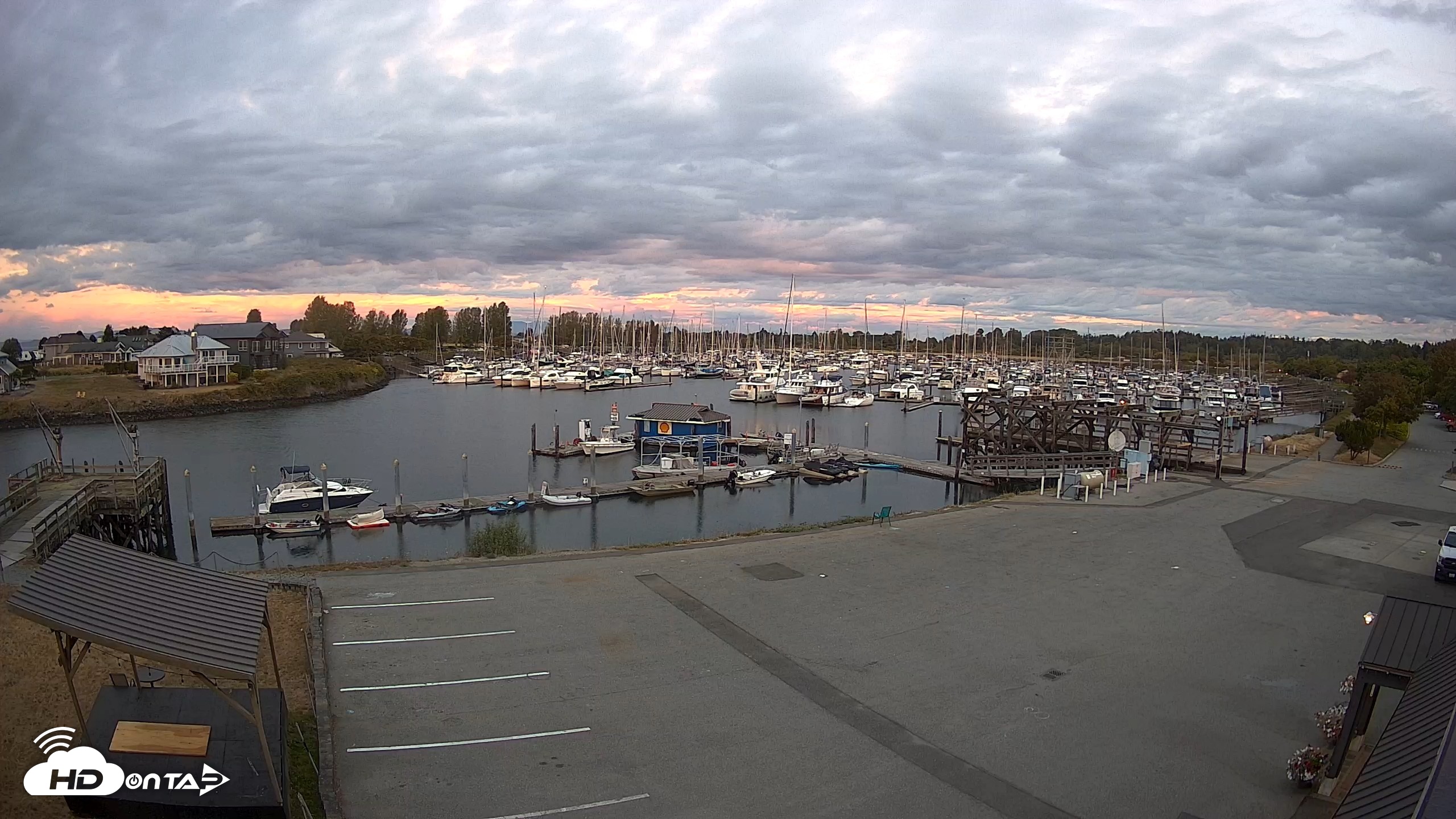 Snapshot of Point Roberts Marina NW Live Webcam taken Aug 27, 2026, 6:28am PDT
