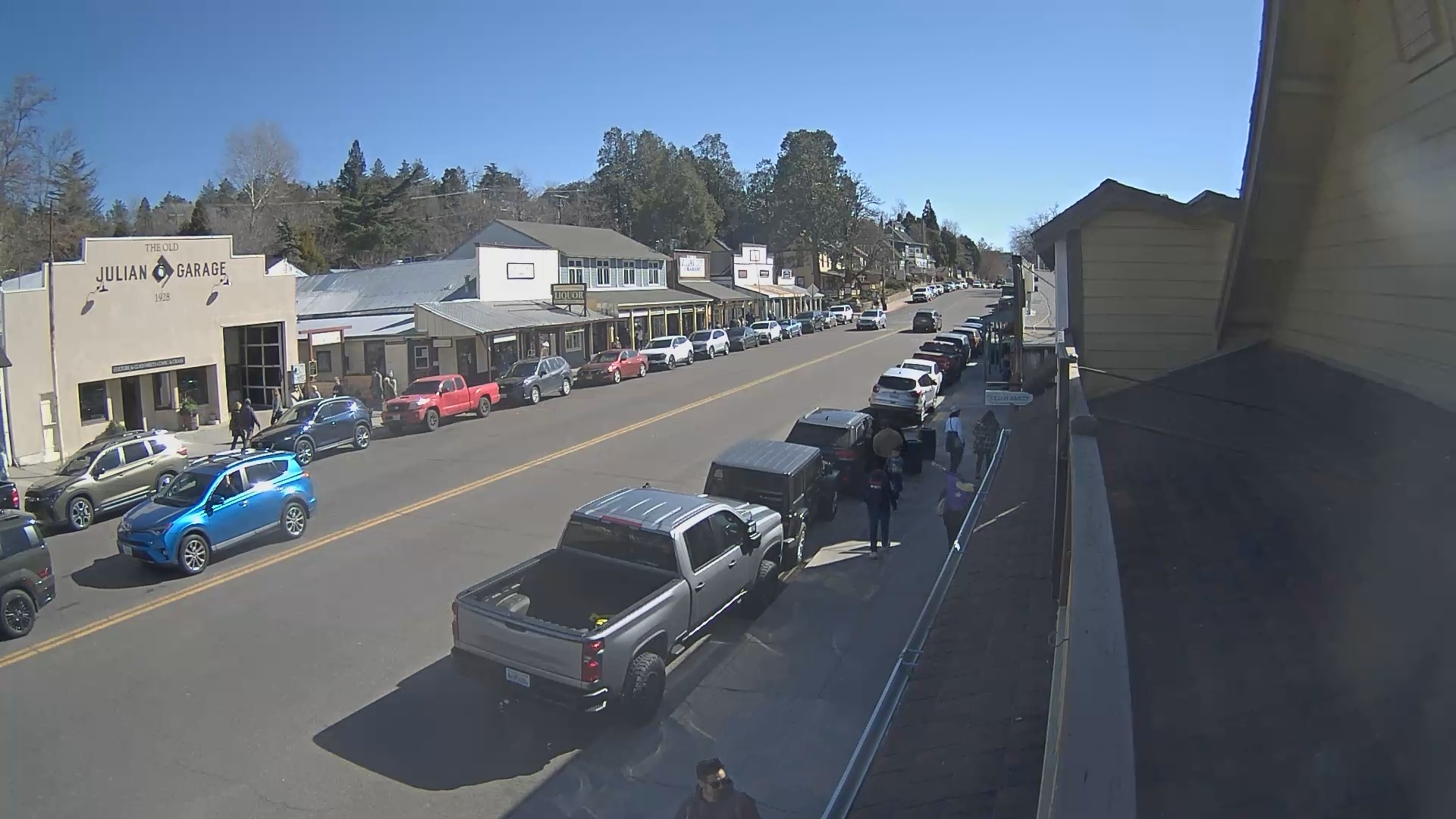 Snapshot of Downtown Julian Live Webcam taken Jan 18, 2025, 11:21am PST