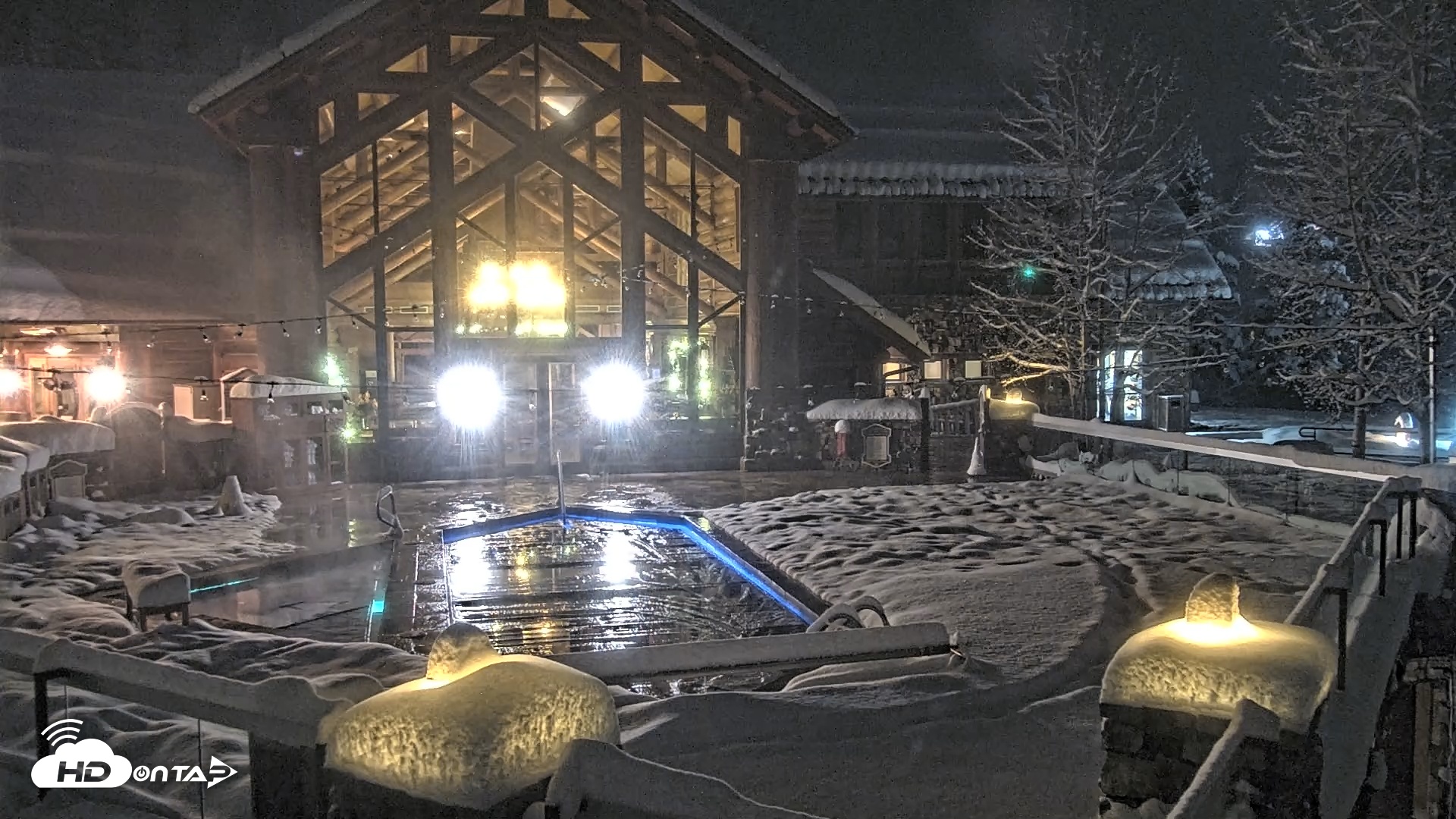 Snapshot of Mountain Lodge Telluride Live Webcam taken Dec 3, 2025, 5:18am MST