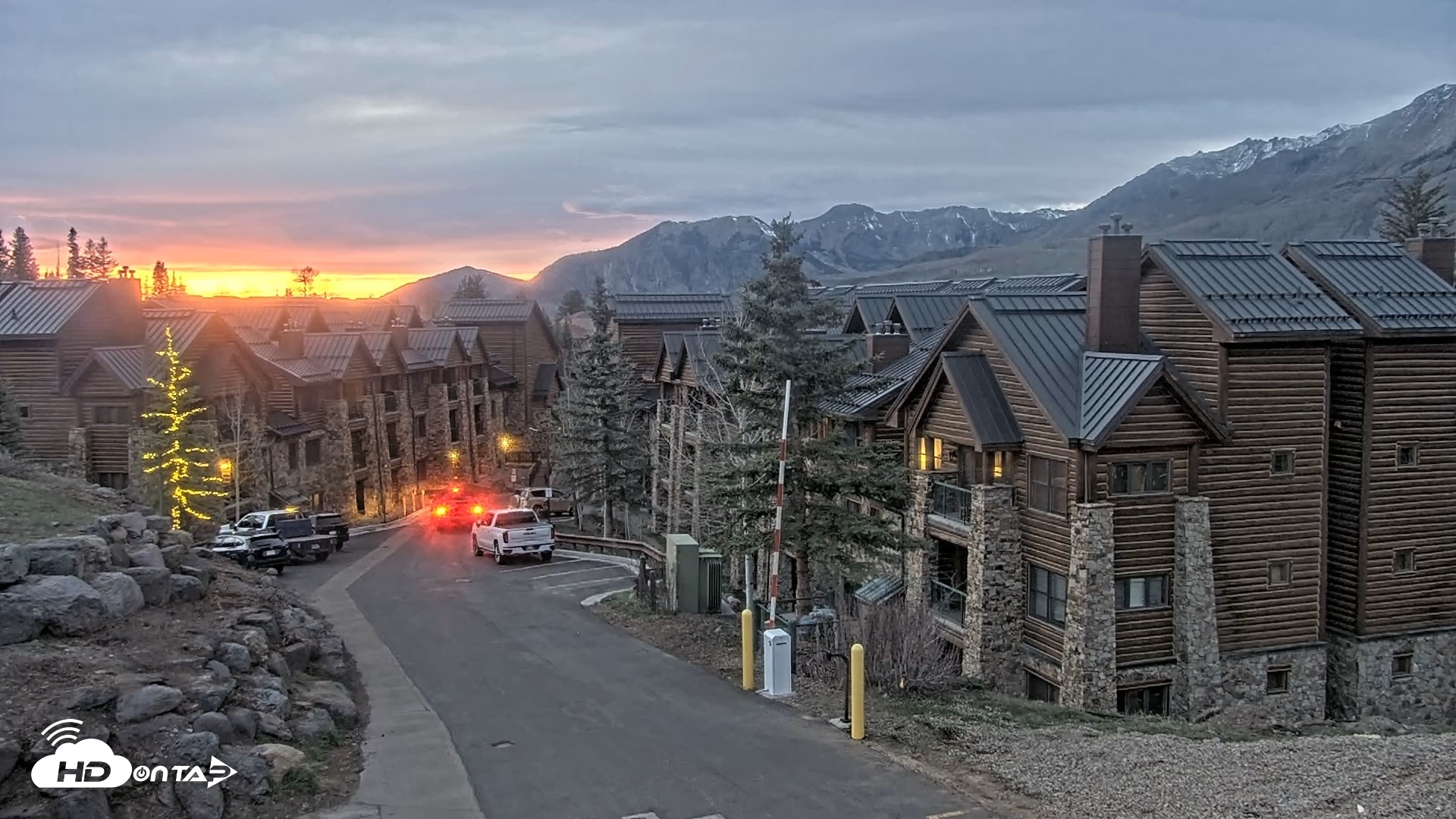 Snapshot of Mountain Lodge Telluride Live Webcam taken Apr 16, 2026, 7:58pm MDT