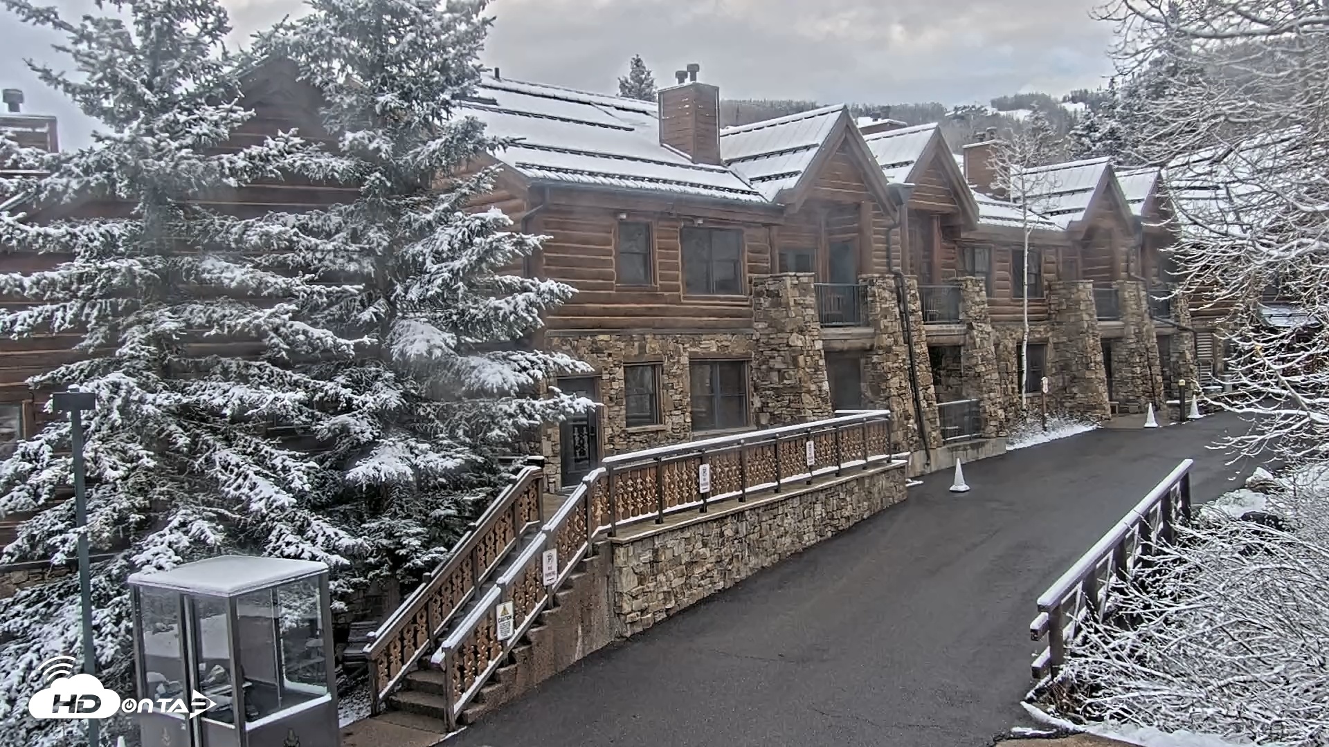 Snapshot of Mountain Lodge Telluride Live Webcam taken May 19, 2025, 6:40am MDT