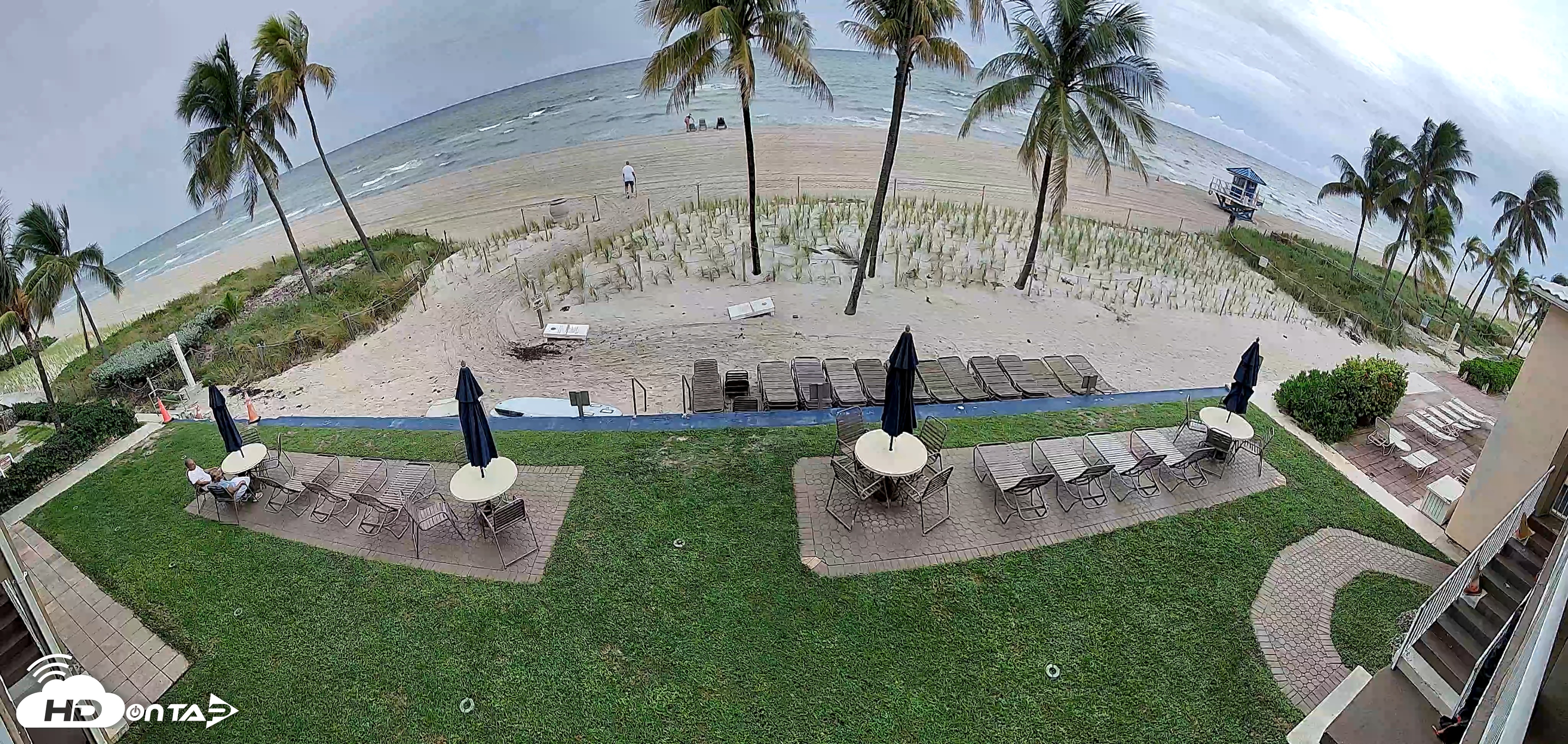 Snapshot of Hollywood Beach Enchanted Isle Resort Live Cam taken Sep 30, 2026, 5:12pm EDT