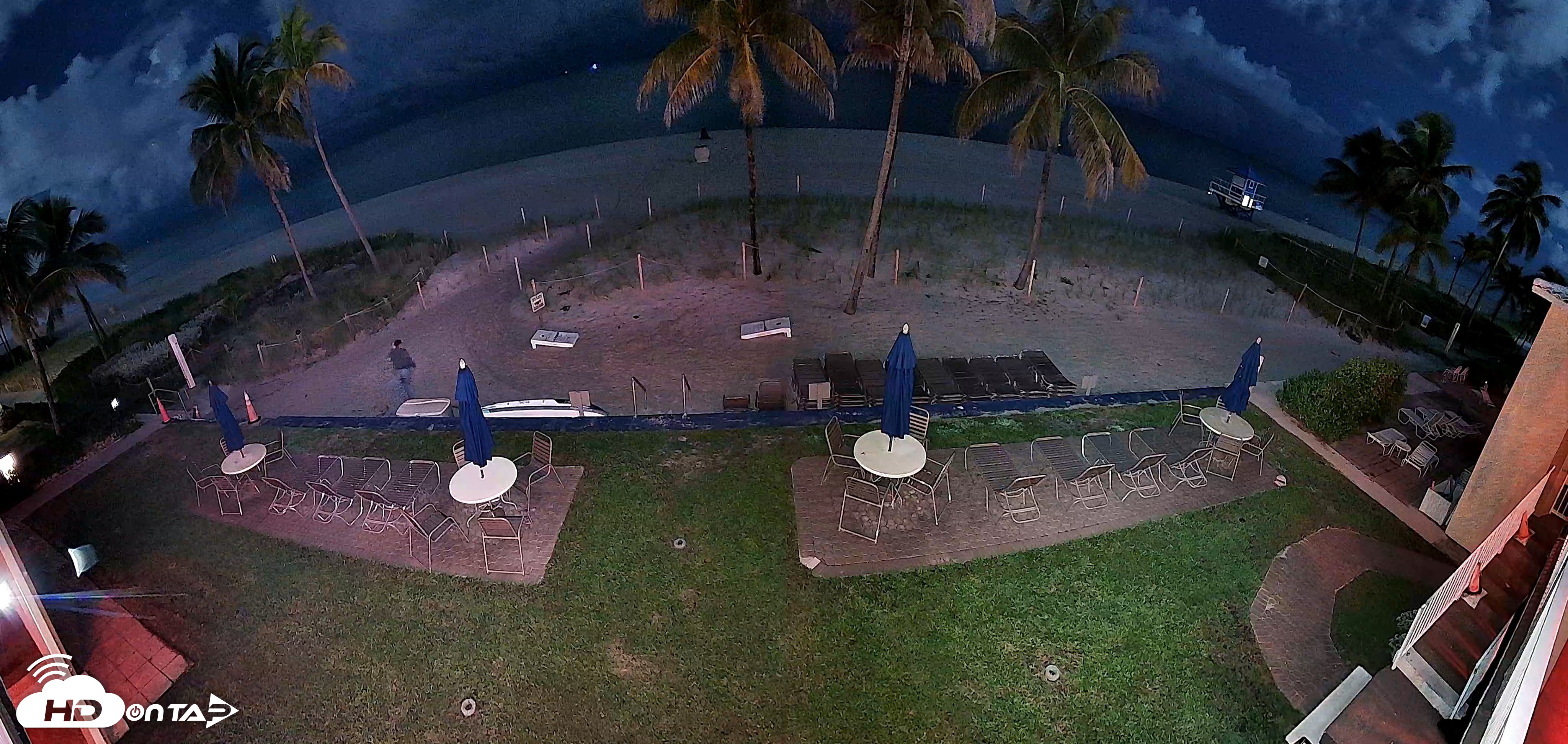 Snapshot of Hollywood Beach Enchanted Isle Resort Live Cam taken Sep 19, 2026, 10:32pm EDT