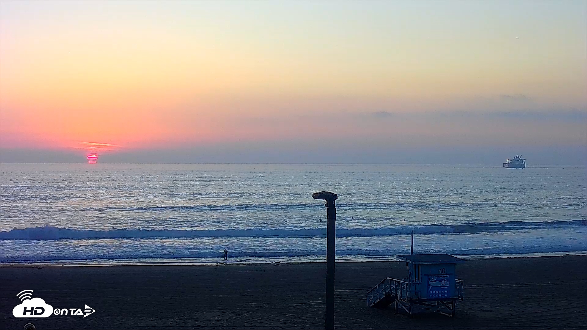 Snapshot of El Porto - Manhattan Beach Live Surf Webcam taken Nov 2, 2025, 4:58pm PST