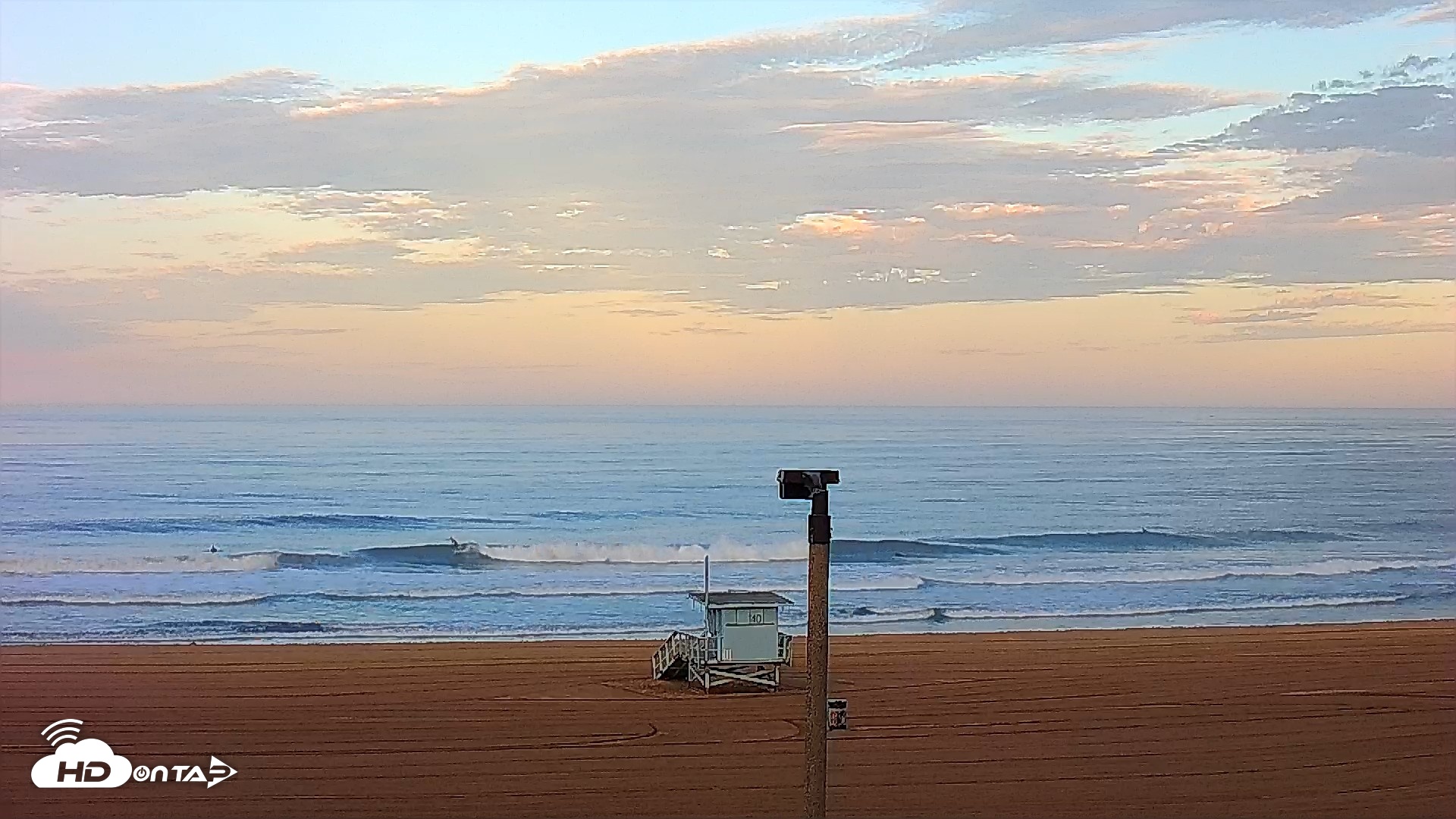Snapshot of El Porto - Manhattan Beach Live Surf Webcam taken Sep 8, 2026, 6:50am PDT