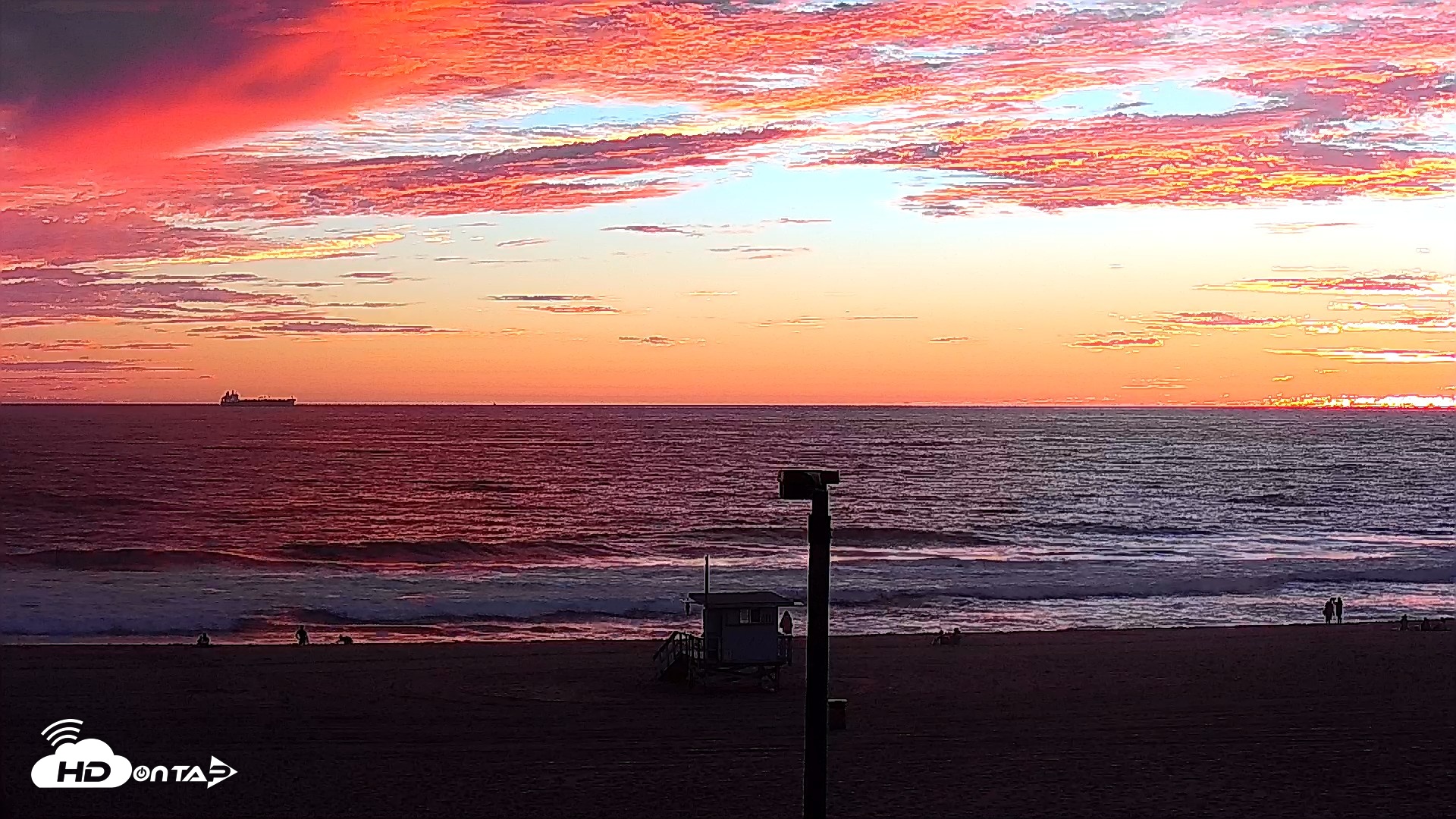 Snapshot of El Porto - Manhattan Beach Live Surf Webcam taken Sep 7, 2026, 7:18pm PDT