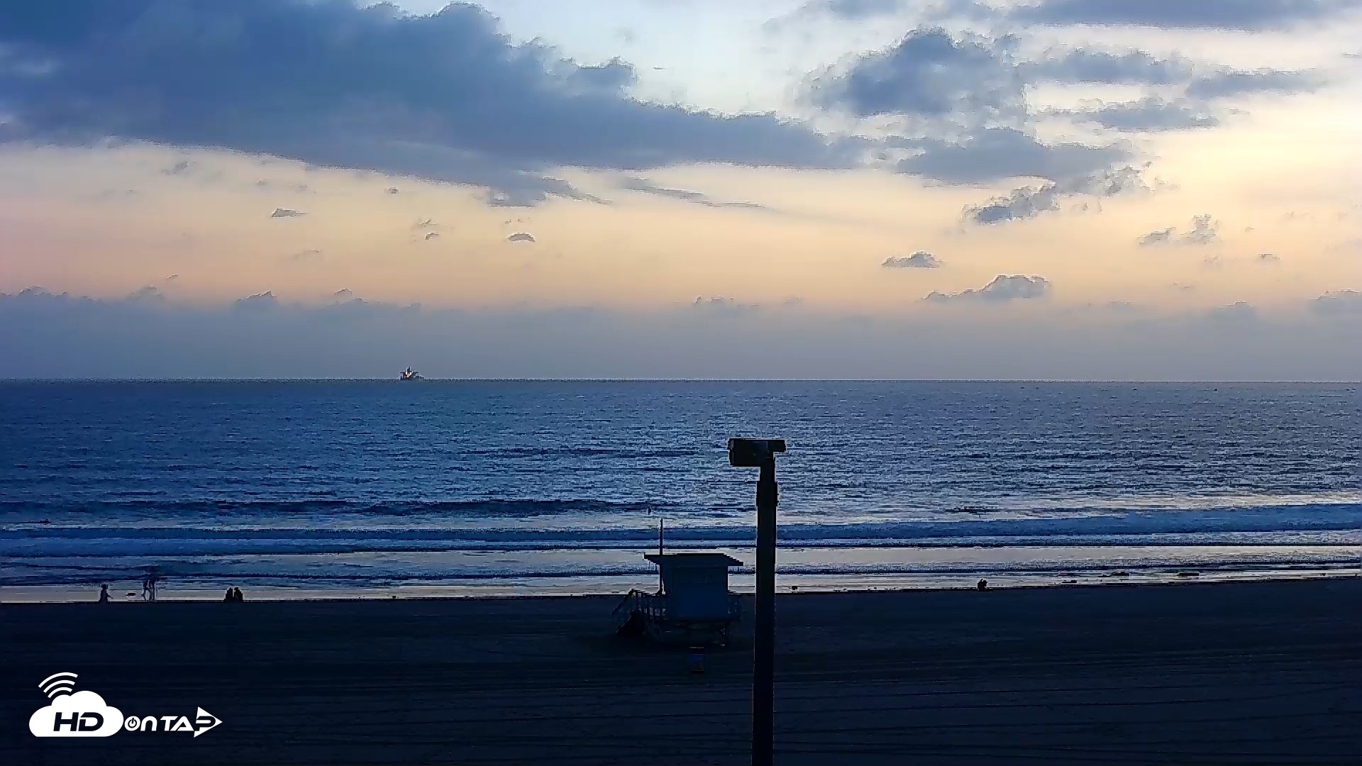 Snapshot of El Porto - Manhattan Beach Live Surf Webcam taken Sep 15, 2026, 7:21pm PDT