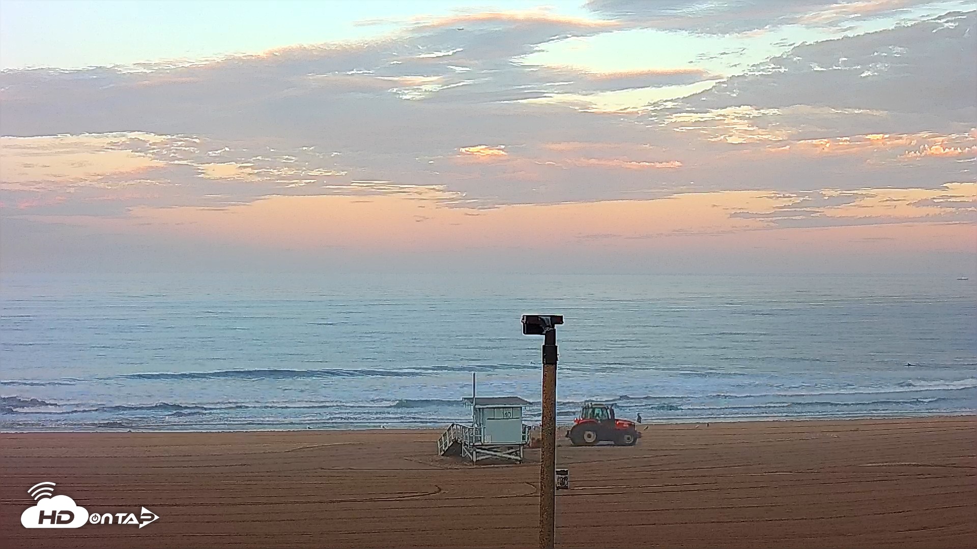 Snapshot of El Porto - Manhattan Beach Live Surf Webcam taken Sep 8, 2026, 6:44am PDT