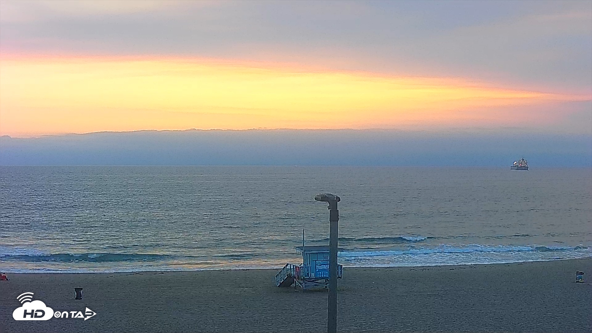 Snapshot of El Porto - Manhattan Beach Live Surf Webcam taken Jul 2, 2025, 8:07pm PDT