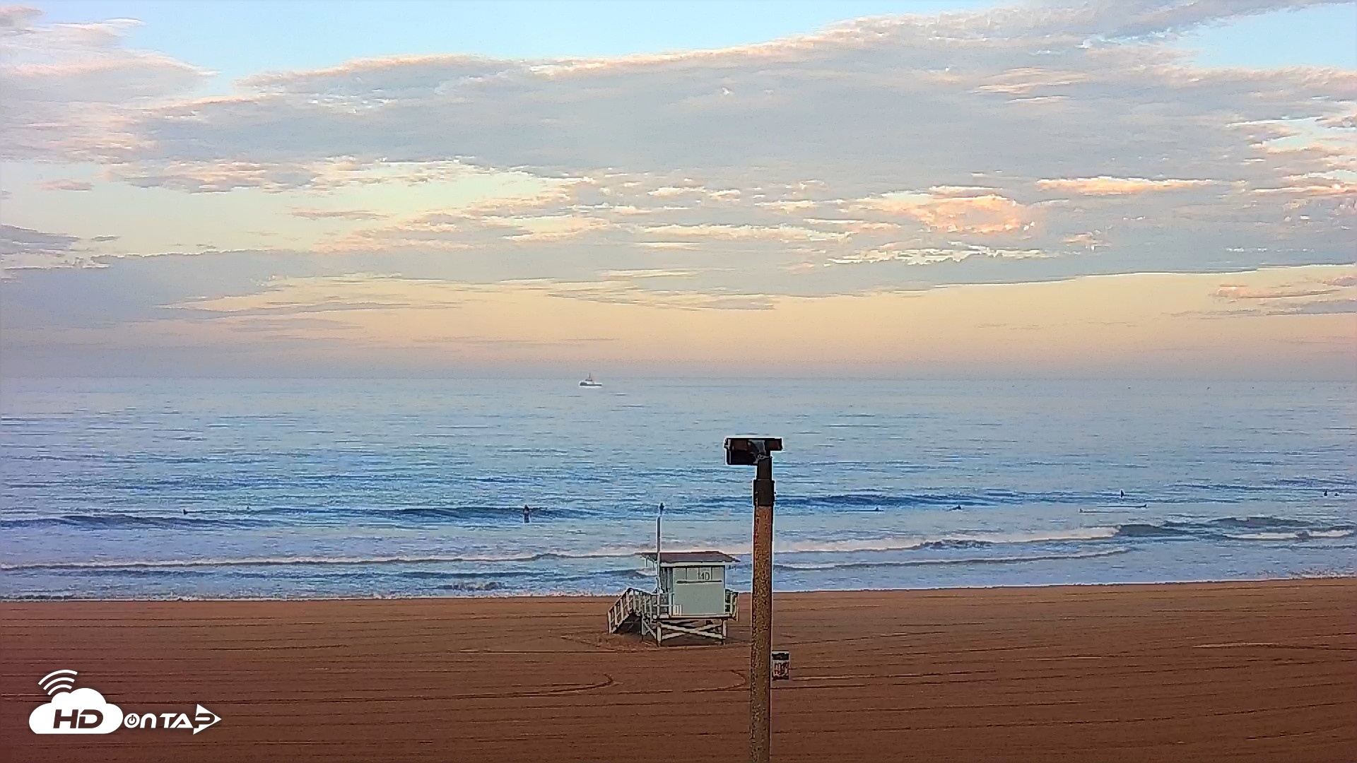 Snapshot of El Porto - Manhattan Beach Live Surf Webcam taken Sep 8, 2026, 6:58am PDT