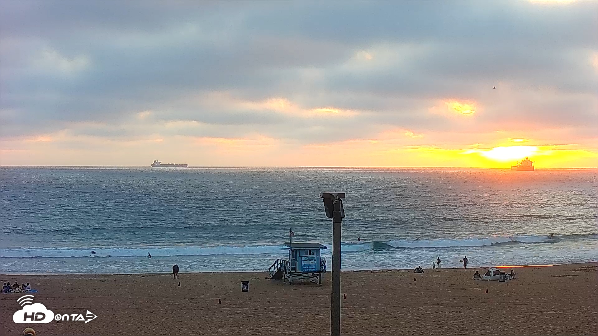 Snapshot of El Porto - Manhattan Beach Live Surf Webcam taken Mar 29, 2026, 7:05pm PDT