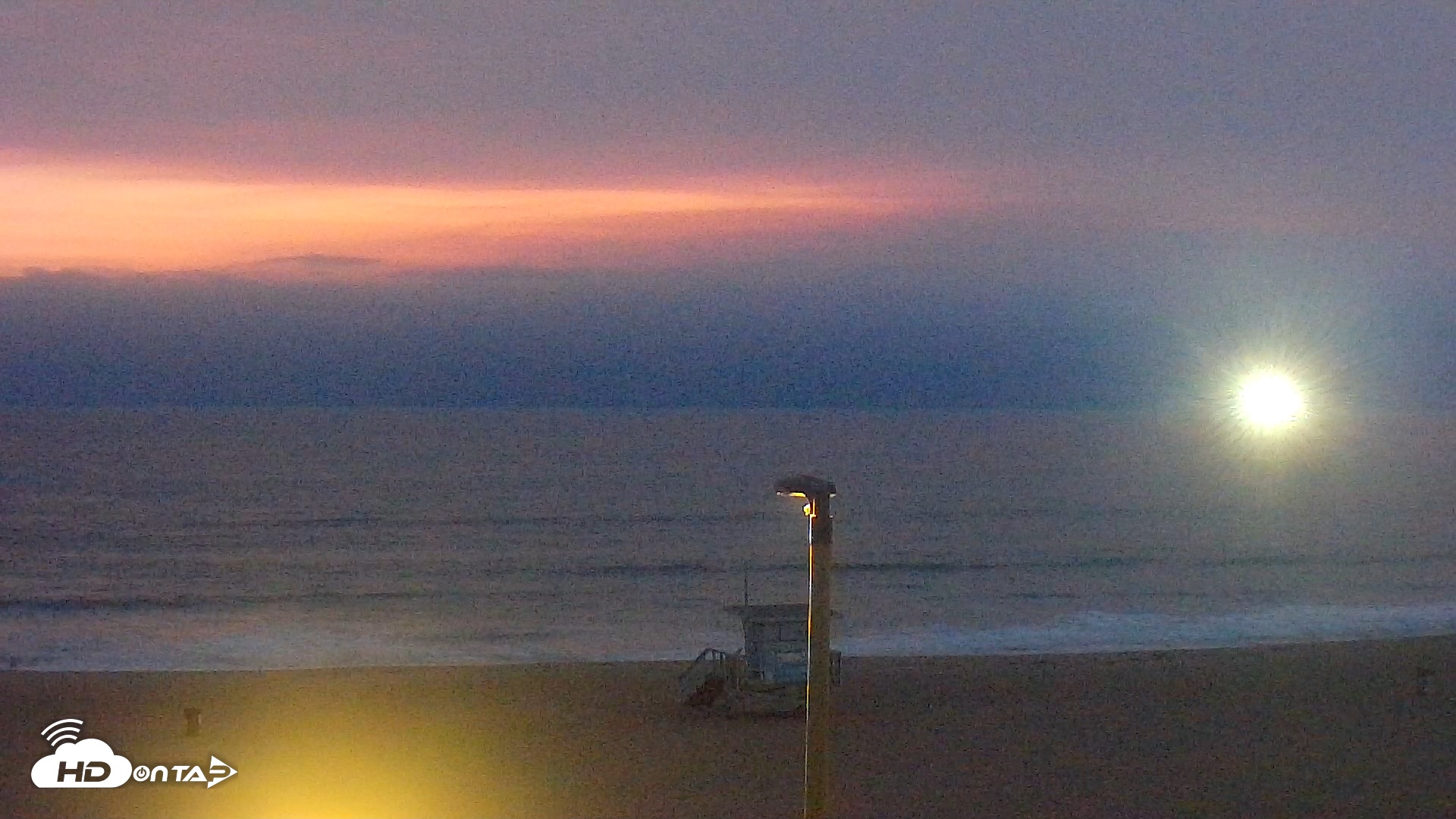 Snapshot of El Porto - Manhattan Beach Live Surf Webcam taken Jul 2, 2025, 8:43pm PDT
