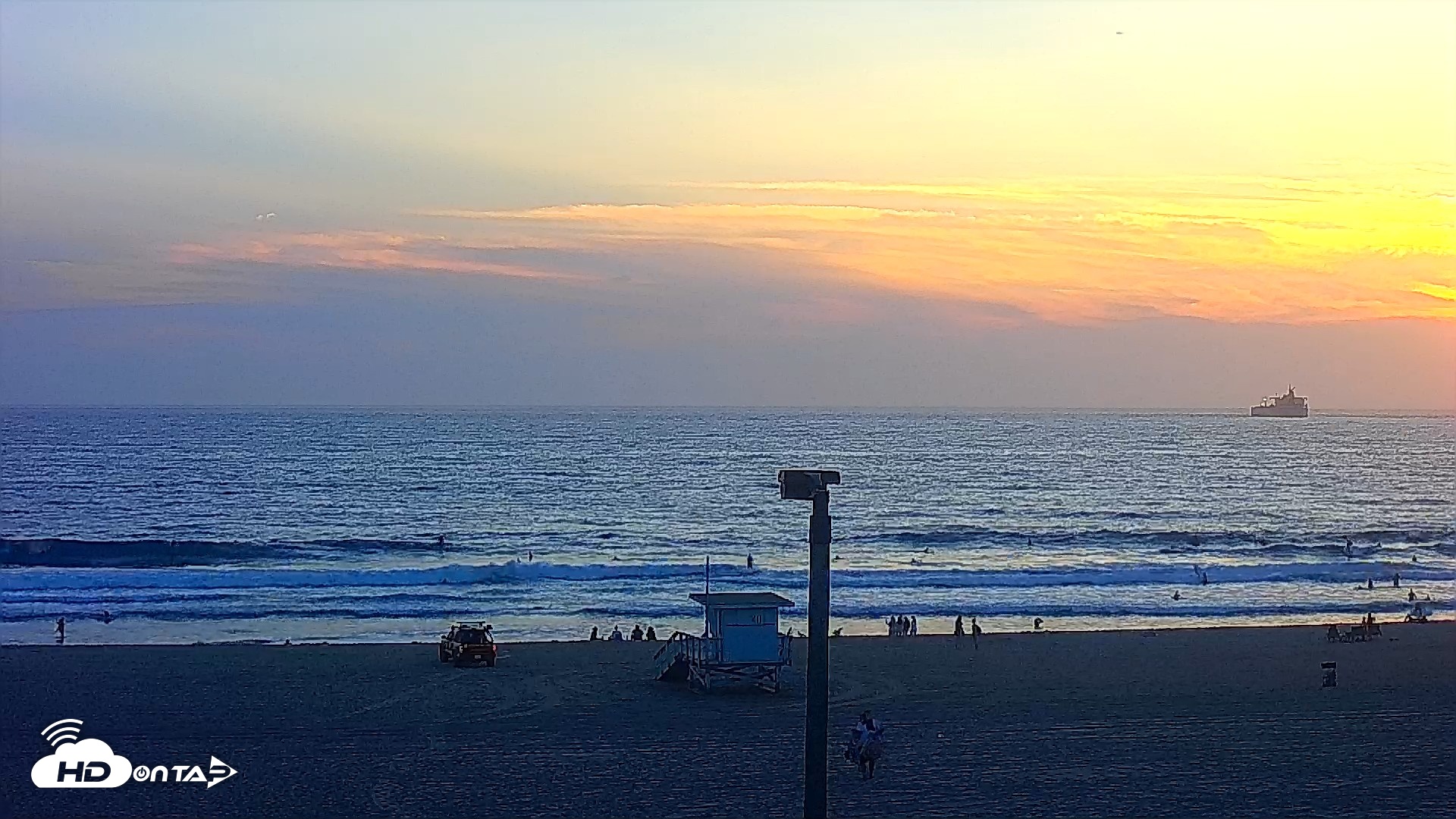 Snapshot of El Porto - Manhattan Beach Live Surf Webcam taken Aug 28, 2026, 7:17pm PDT