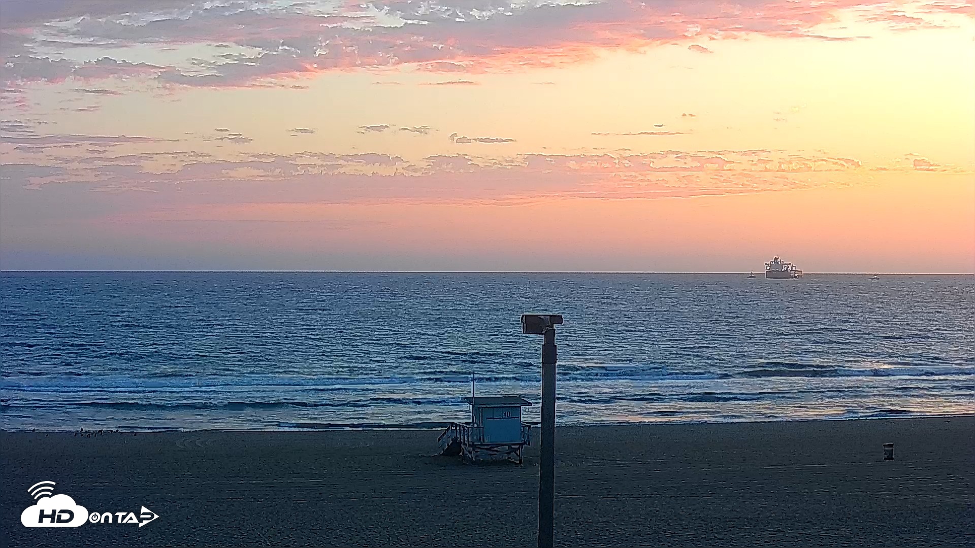 Snapshot of El Porto - Manhattan Beach Live Surf Webcam taken Aug 5, 2026, 7:54pm PDT