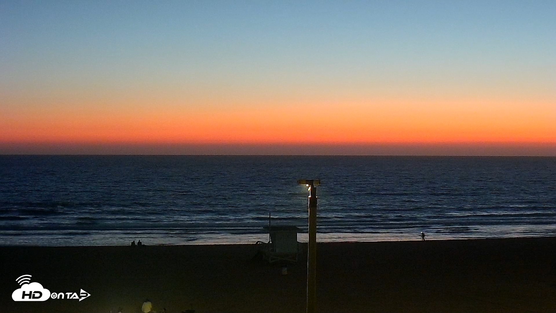 Snapshot of El Porto - Manhattan Beach Live Surf Webcam taken Sep 18, 2026, 7:33pm PDT