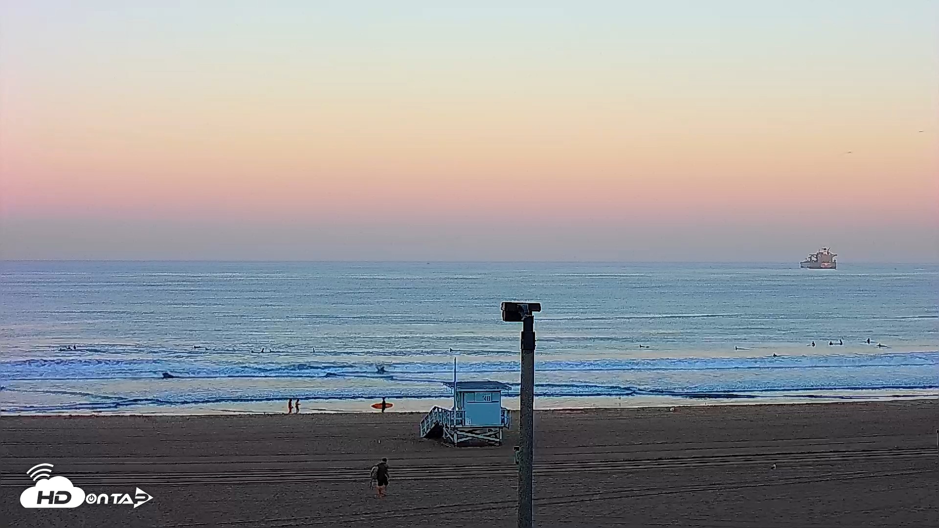 Snapshot of El Porto - Manhattan Beach Live Surf Webcam taken Sep 11, 2026, 6:42am PDT