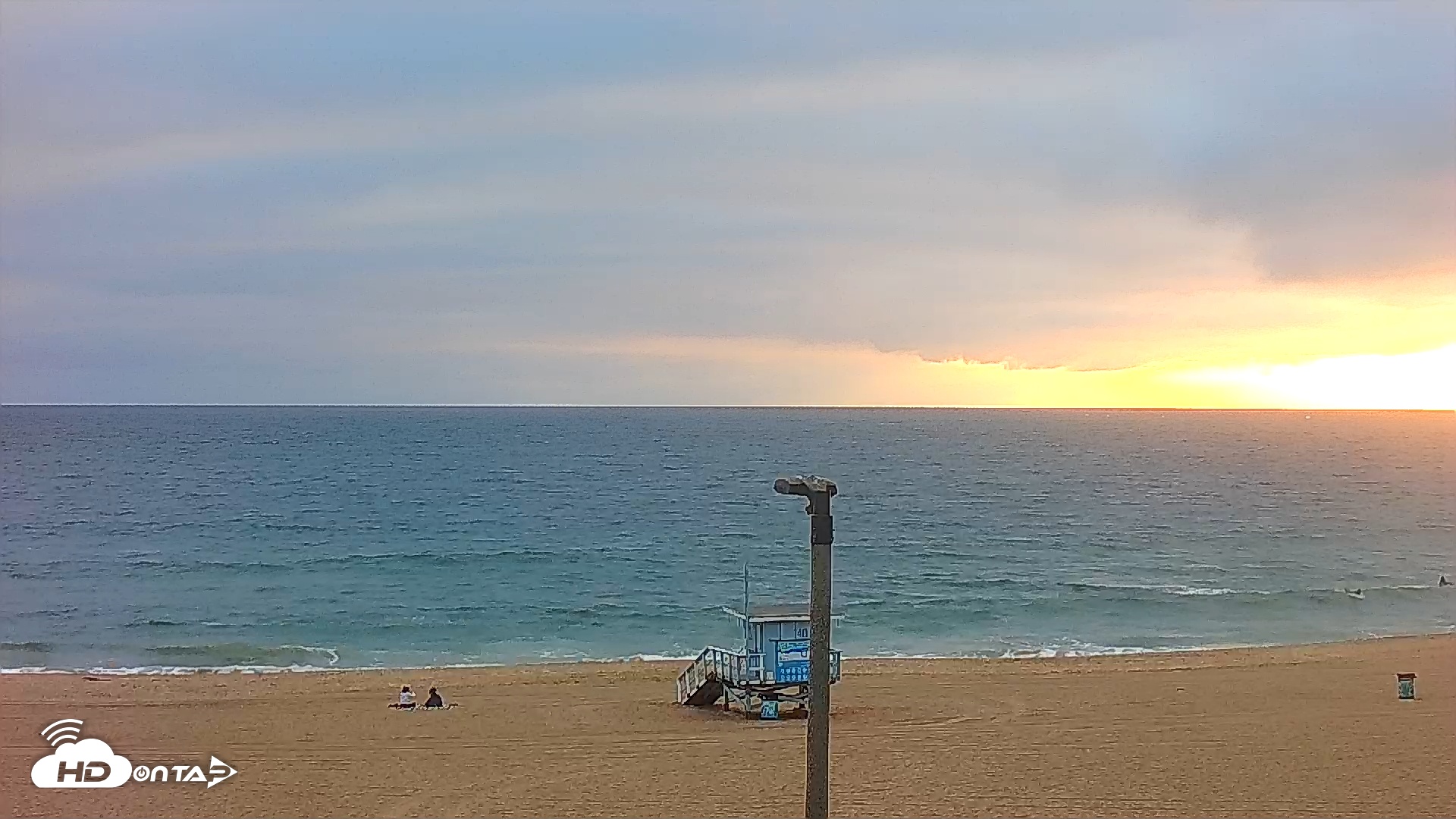 Snapshot of El Porto - Manhattan Beach Live Surf Webcam taken Jun 5, 2025, 7:24pm PDT