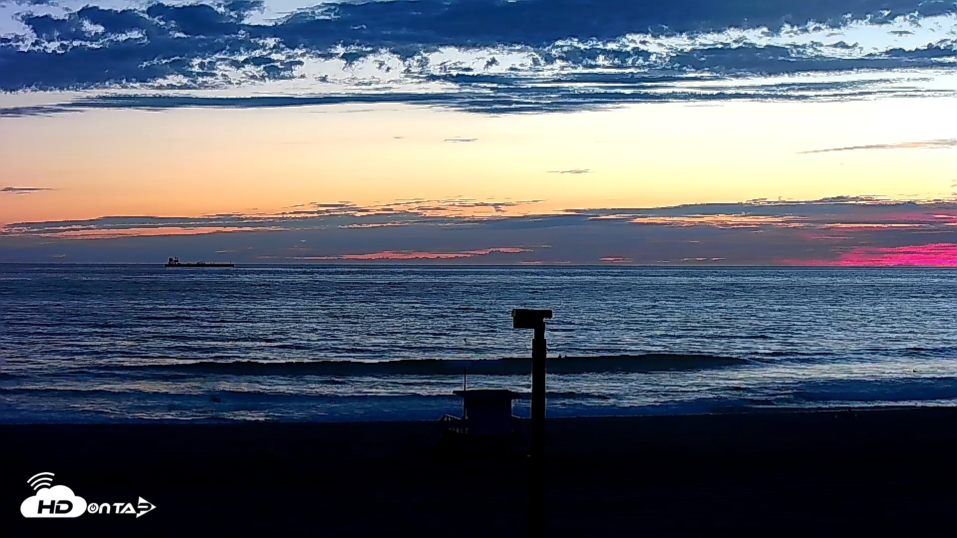 Snapshot of El Porto - Manhattan Beach Live Surf Webcam taken Sep 8, 2026, 7:27pm PDT