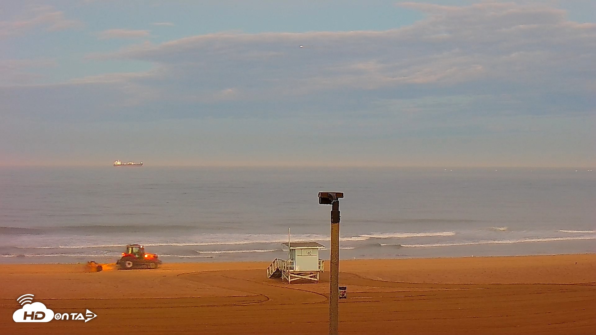 Snapshot of El Porto - Manhattan Beach Live Surf Webcam taken Sep 8, 2026, 6:16am PDT