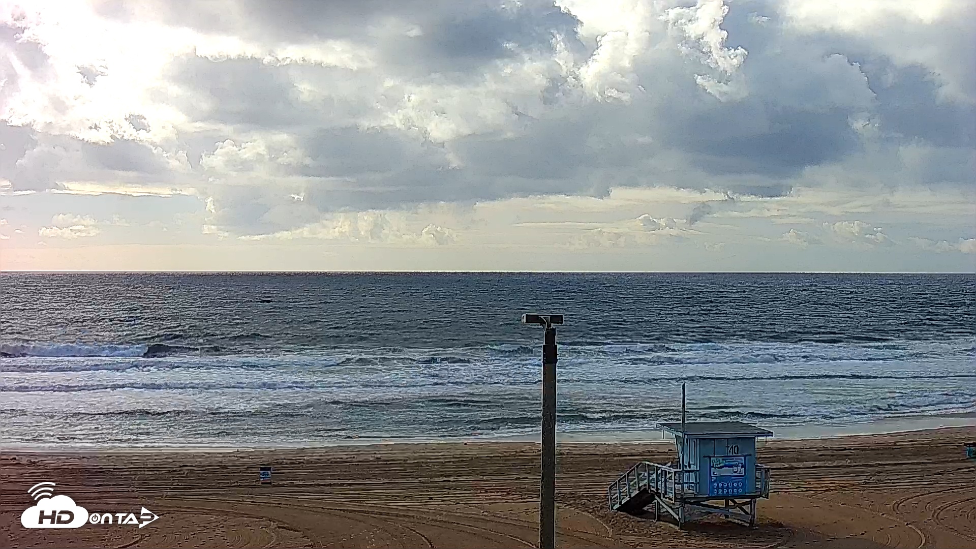 Snapshot of El Porto - Manhattan Beach Live Surf Webcam taken Feb 17, 2026, 3:14pm PST