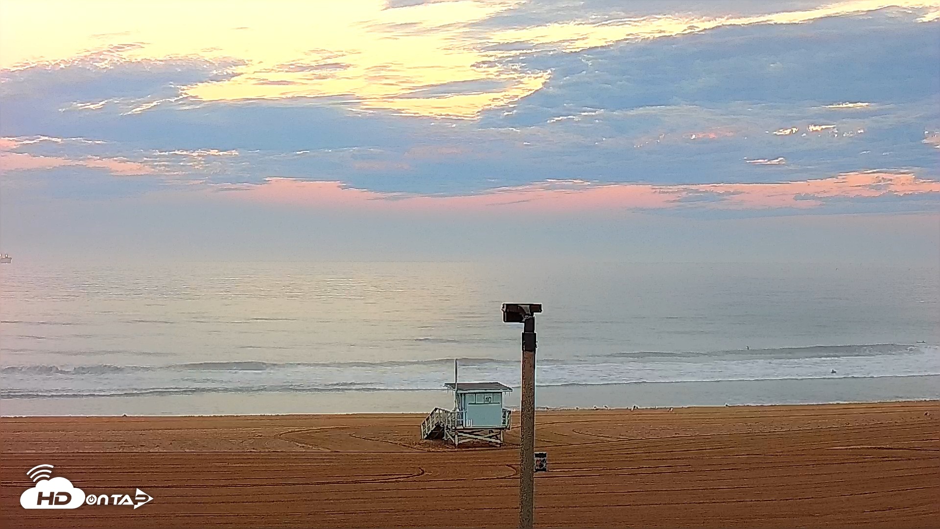 Snapshot of El Porto - Manhattan Beach Live Surf Webcam taken Sep 8, 2026, 6:35am PDT