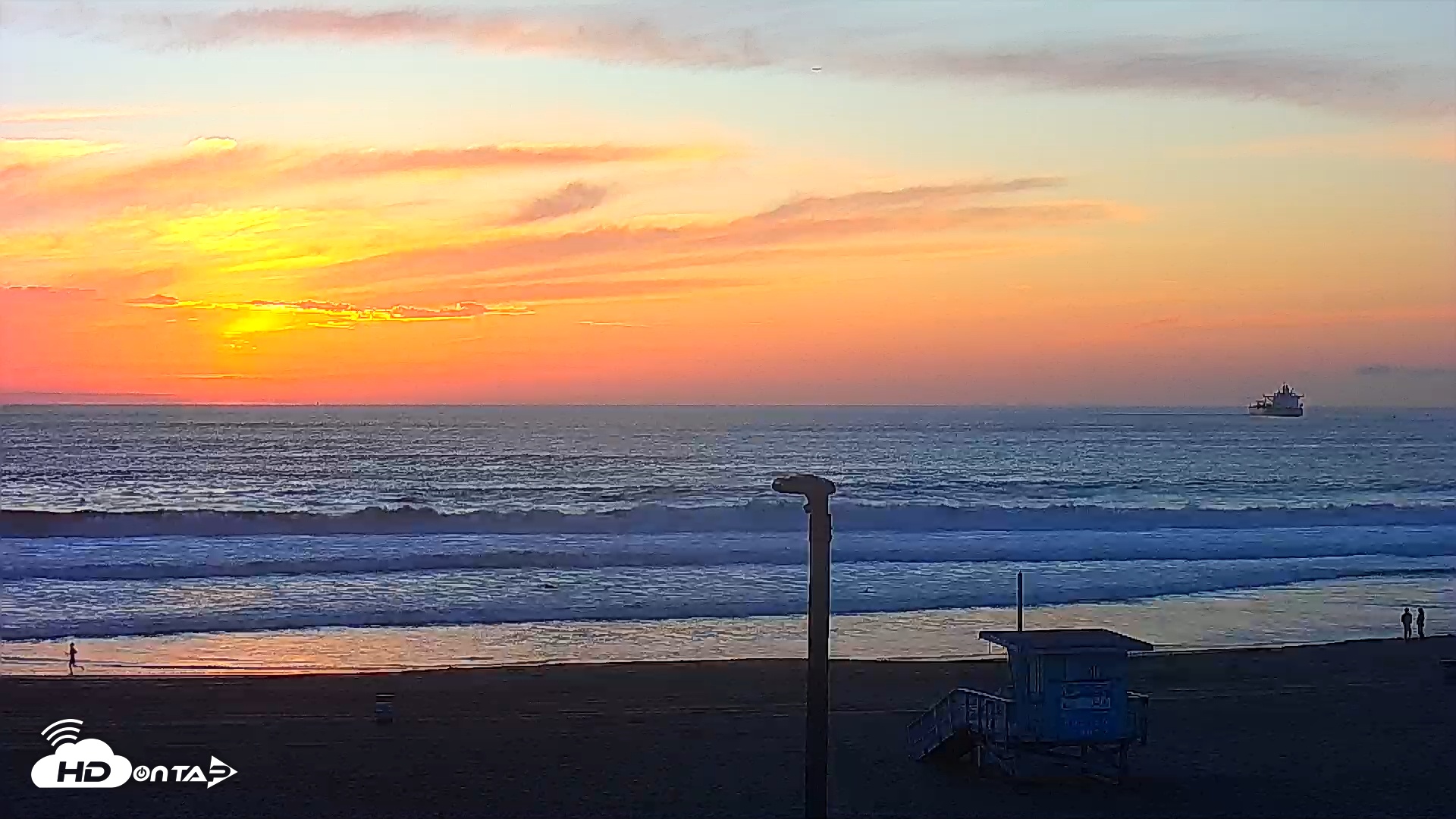 Snapshot of El Porto - Manhattan Beach Live Surf Webcam taken Feb 6, 2026, 5:31pm PST