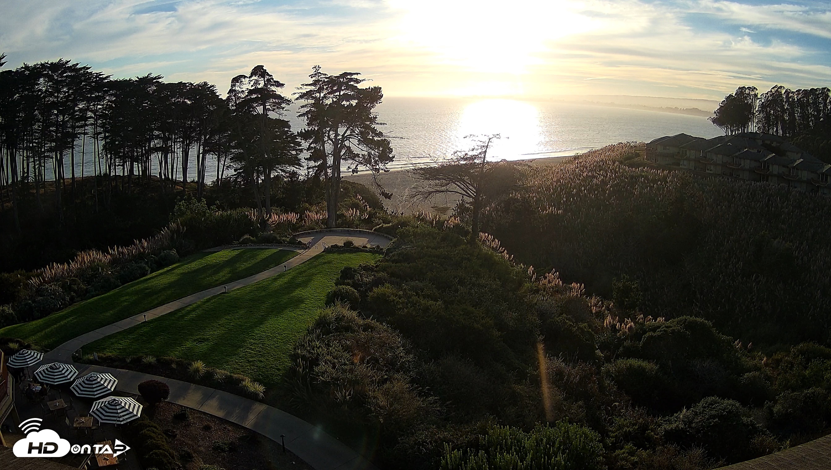 Snapshot of Monterey Bay's Seascape Beach Resort Live Webcam taken Aug 25, 2026, 6:55pm PDT