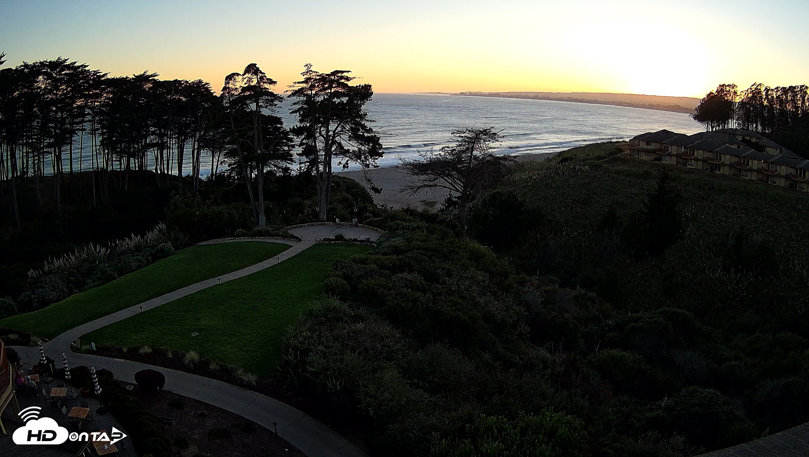 Snapshot of Monterey Bay's Seascape Beach Resort Live Webcam taken Jul 22, 2026, 8:16pm PDT