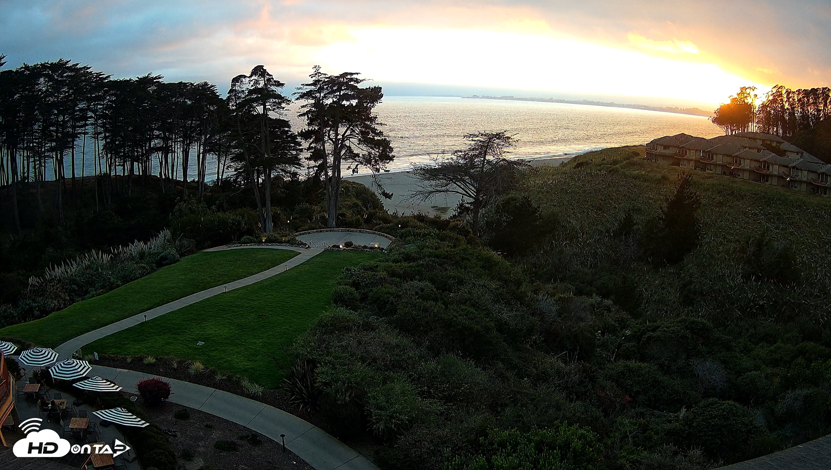 Snapshot of Monterey Bay's Seascape Beach Resort Live Webcam taken Jun 24, 2026, 8:22pm PDT
